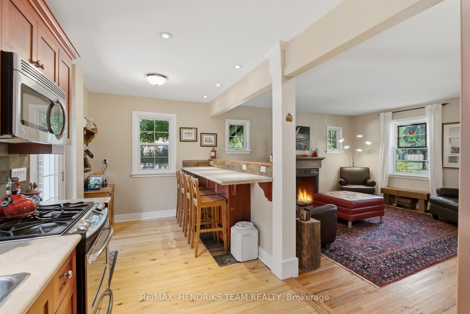Photo 13 of 138 Kathleen Street, Guelph, Exhibition Park — HOMEH