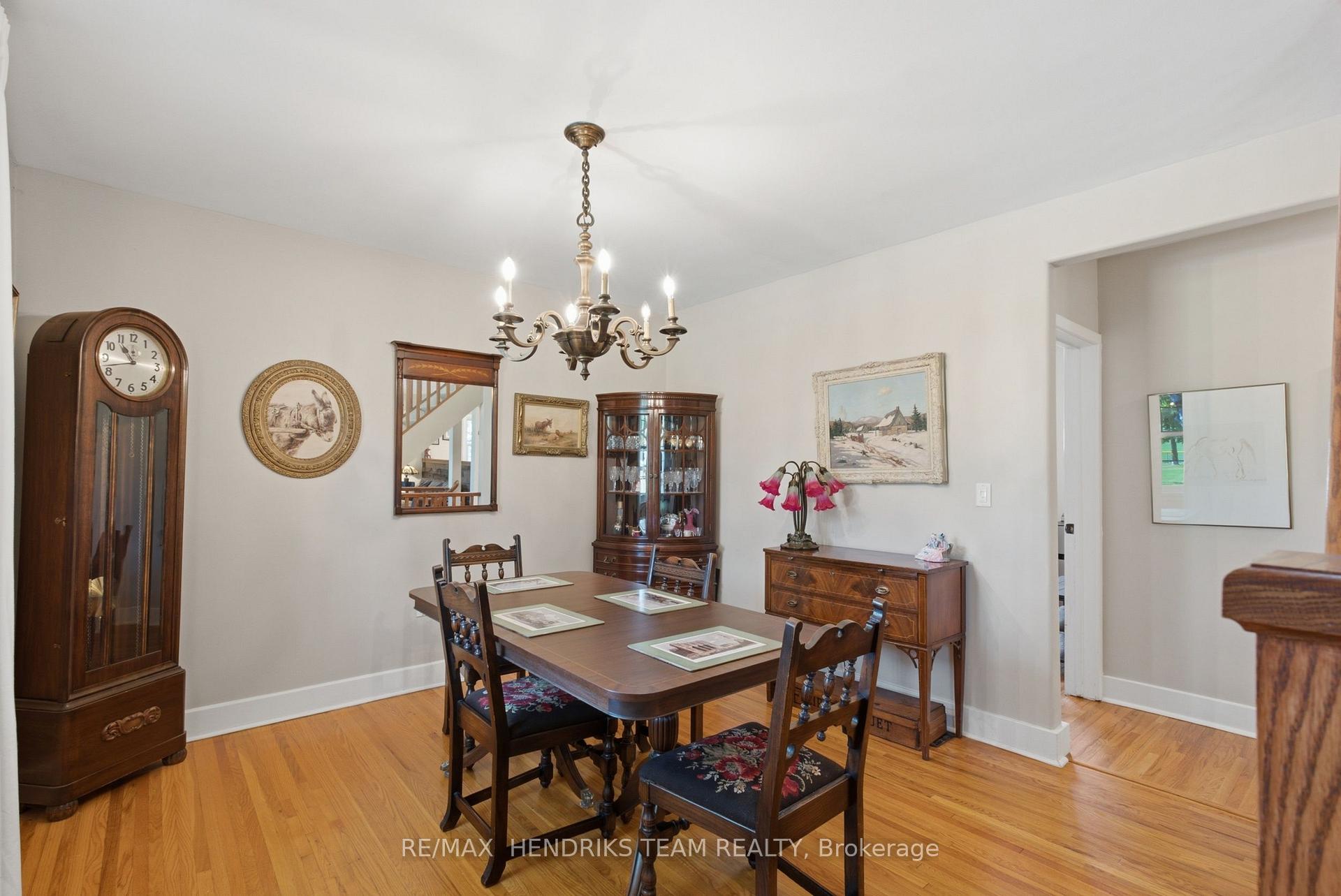 Photo 16 of 138 Kathleen Street, Guelph, Exhibition Park — HOMEH