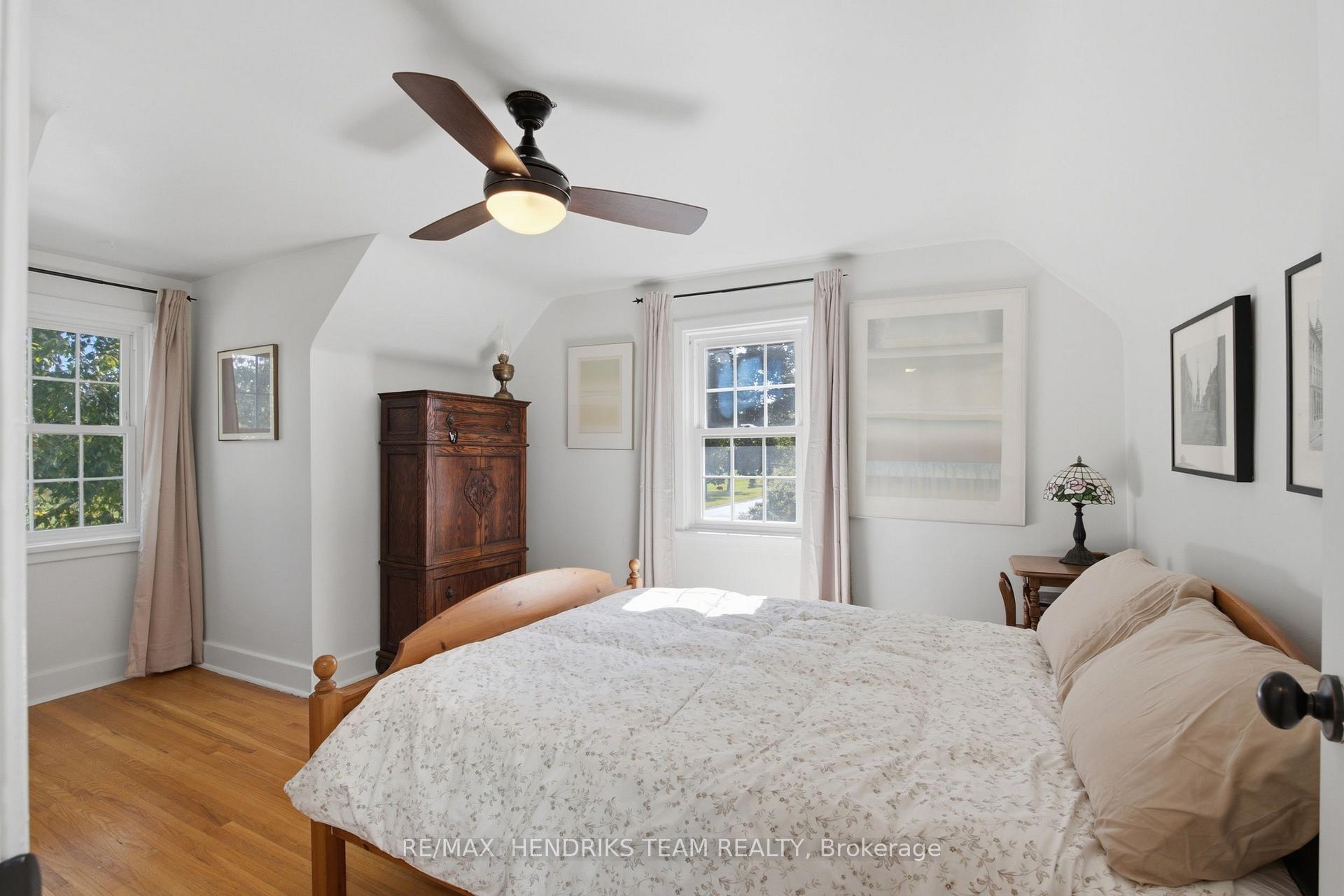 Photo 23 of 138 Kathleen Street, Guelph, Exhibition Park — HOMEH