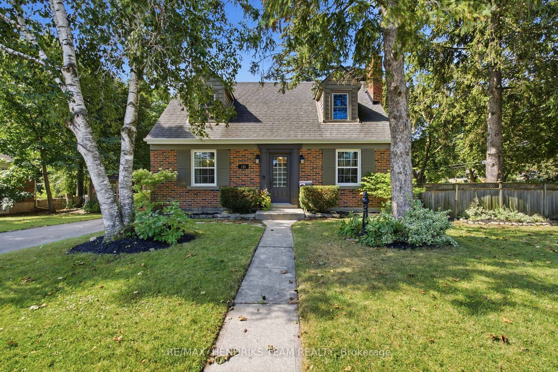 Photo 45 of 138 Kathleen Street, Guelph, Exhibition Park — HOMEH