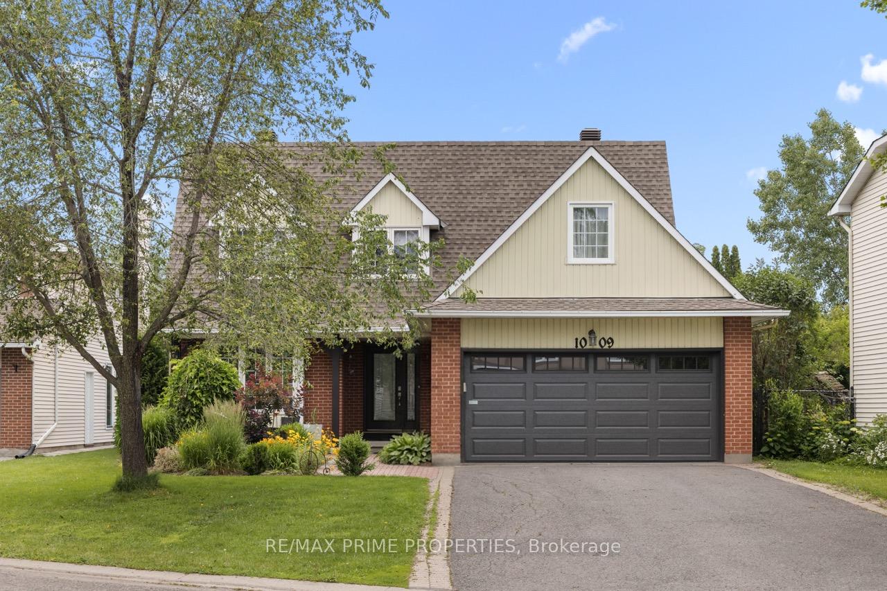 Photo 1 of 1009 Driftwood Crescent, Ottawa, Convent Glen — HOMEH