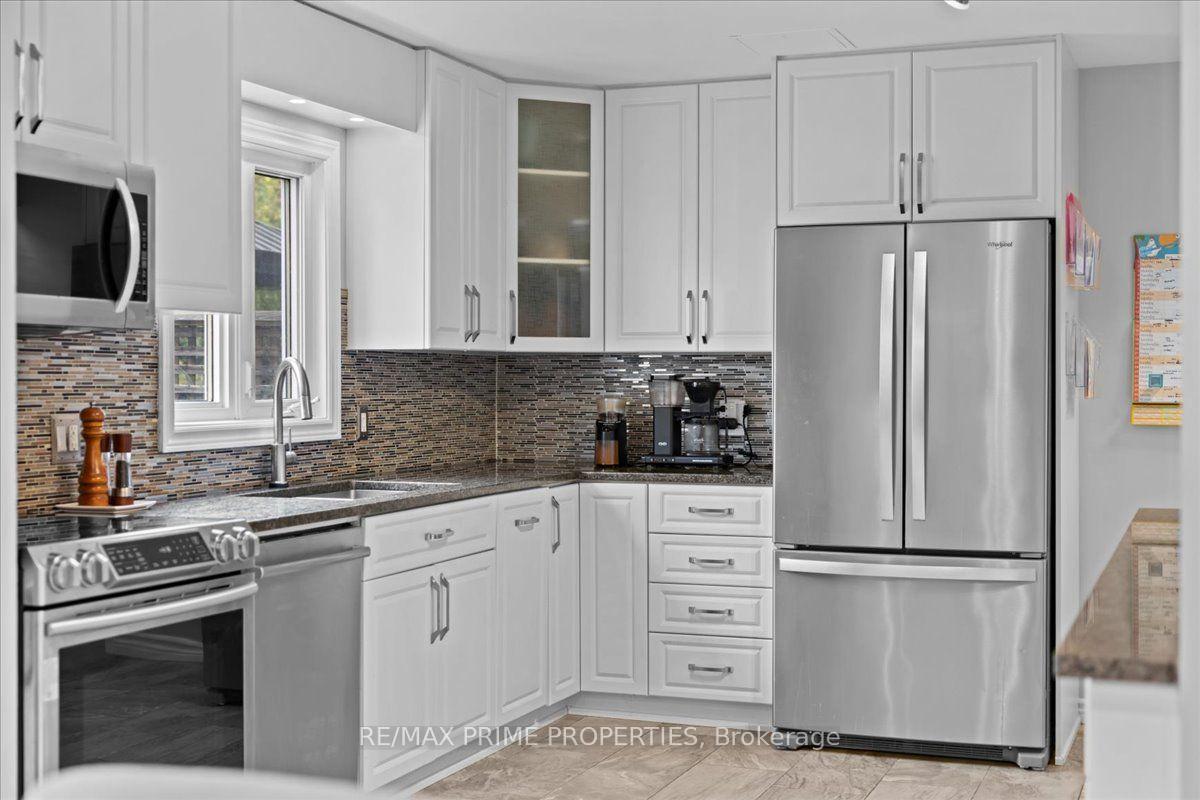 Photo 9 of 1009 Driftwood Crescent, Ottawa, Convent Glen — HOMEH
