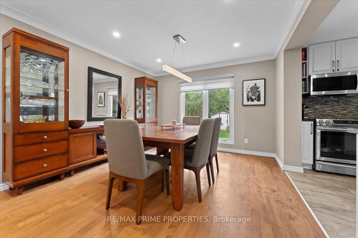 Photo 17 of 1009 Driftwood Crescent, Ottawa, Convent Glen — HOMEH