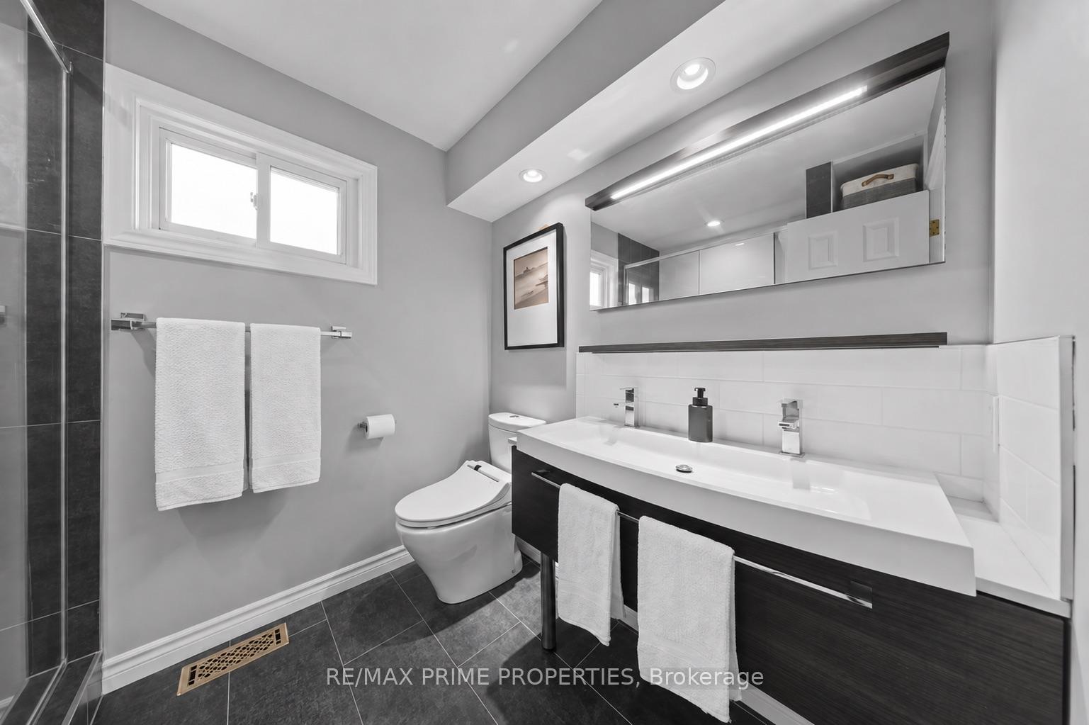Photo 25 of 1009 Driftwood Crescent, Ottawa, Convent Glen — HOMEH