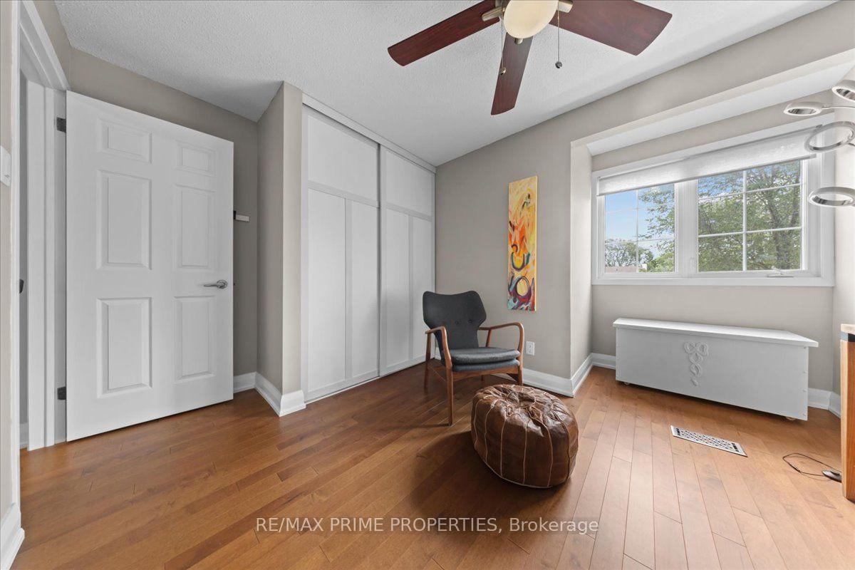 Photo 27 of 1009 Driftwood Crescent, Ottawa, Convent Glen — HOMEH