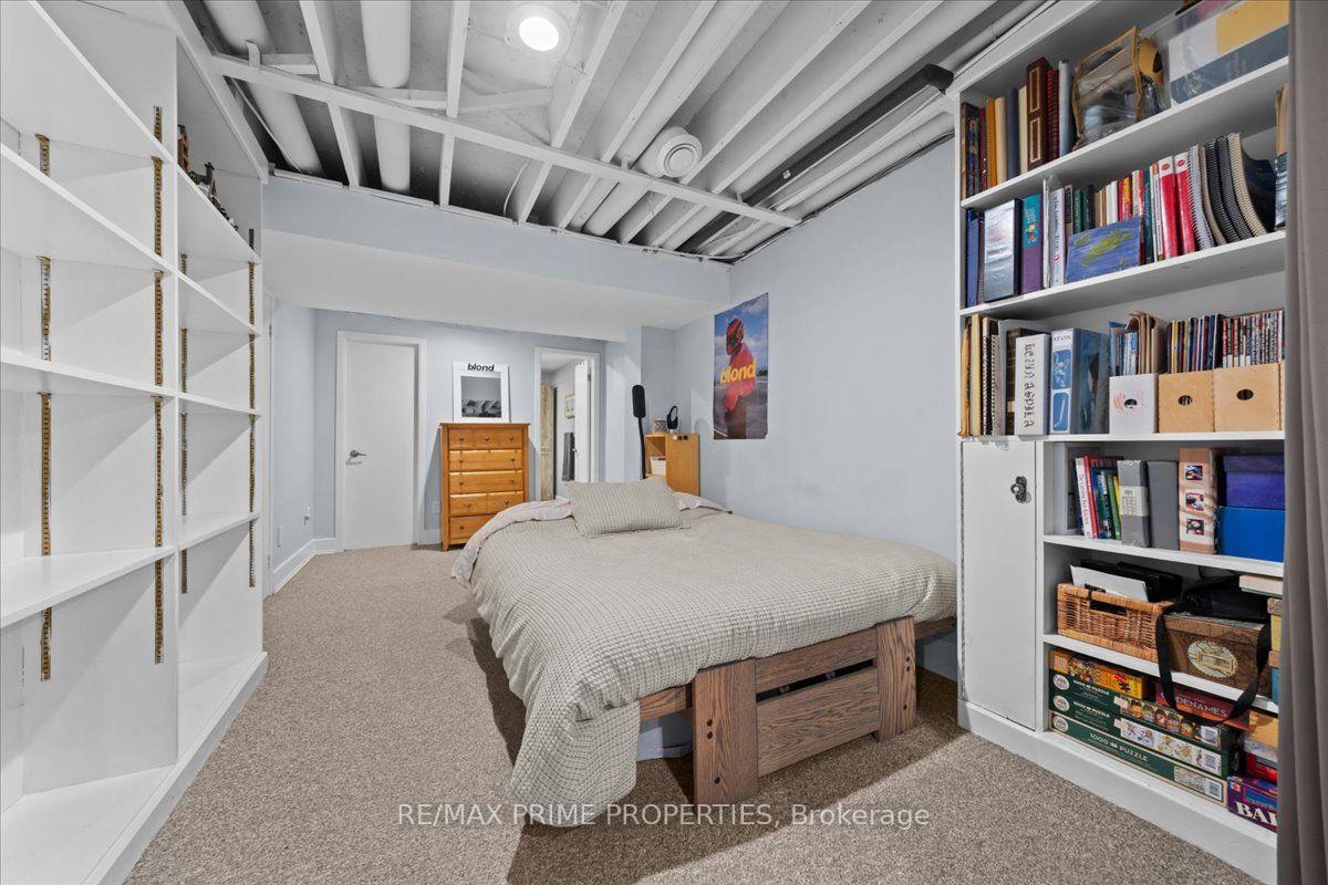 Photo 33 of 1009 Driftwood Crescent, Ottawa, Convent Glen — HOMEH