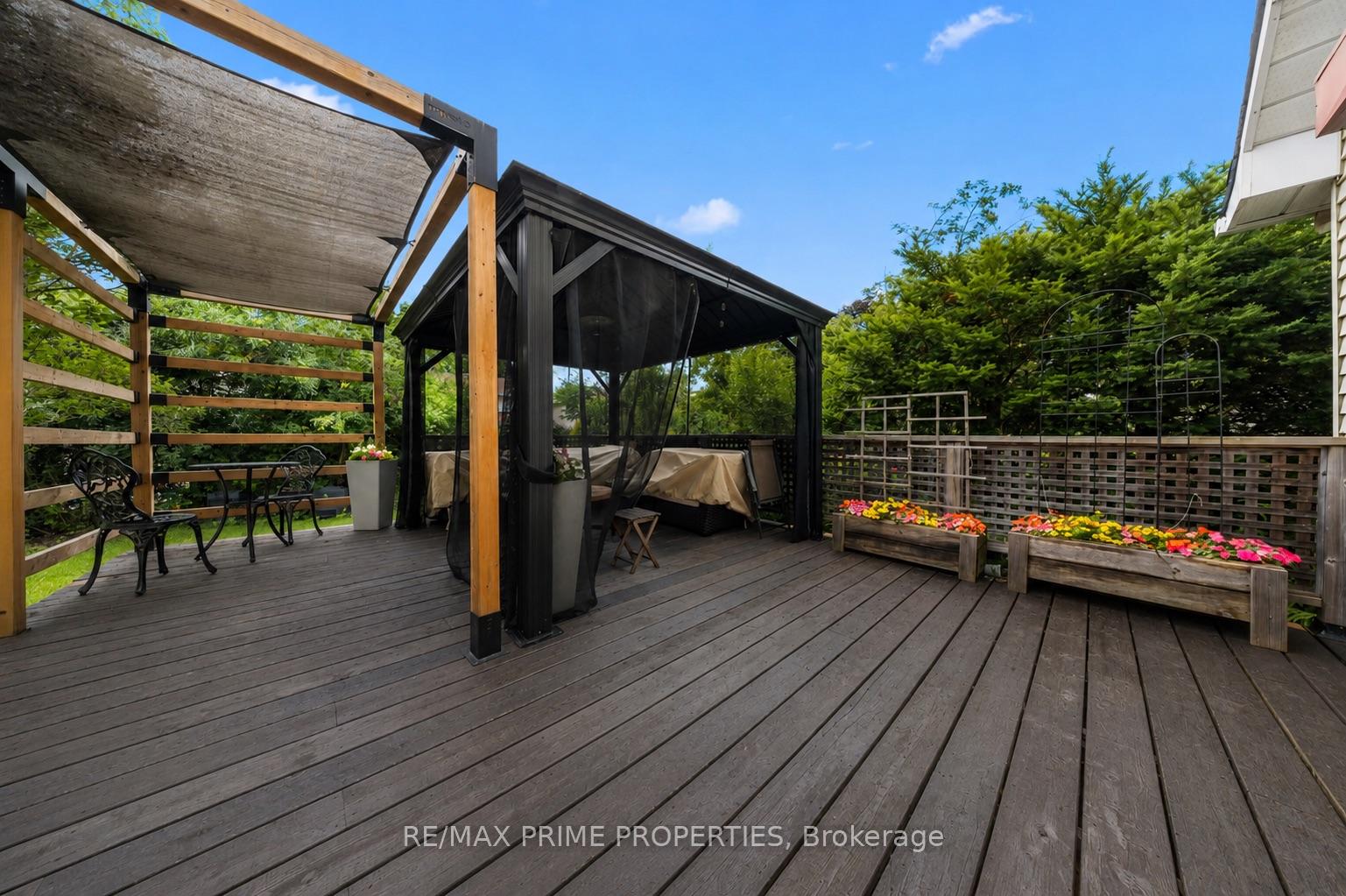 Photo 36 of 1009 Driftwood Crescent, Ottawa, Convent Glen — HOMEH
