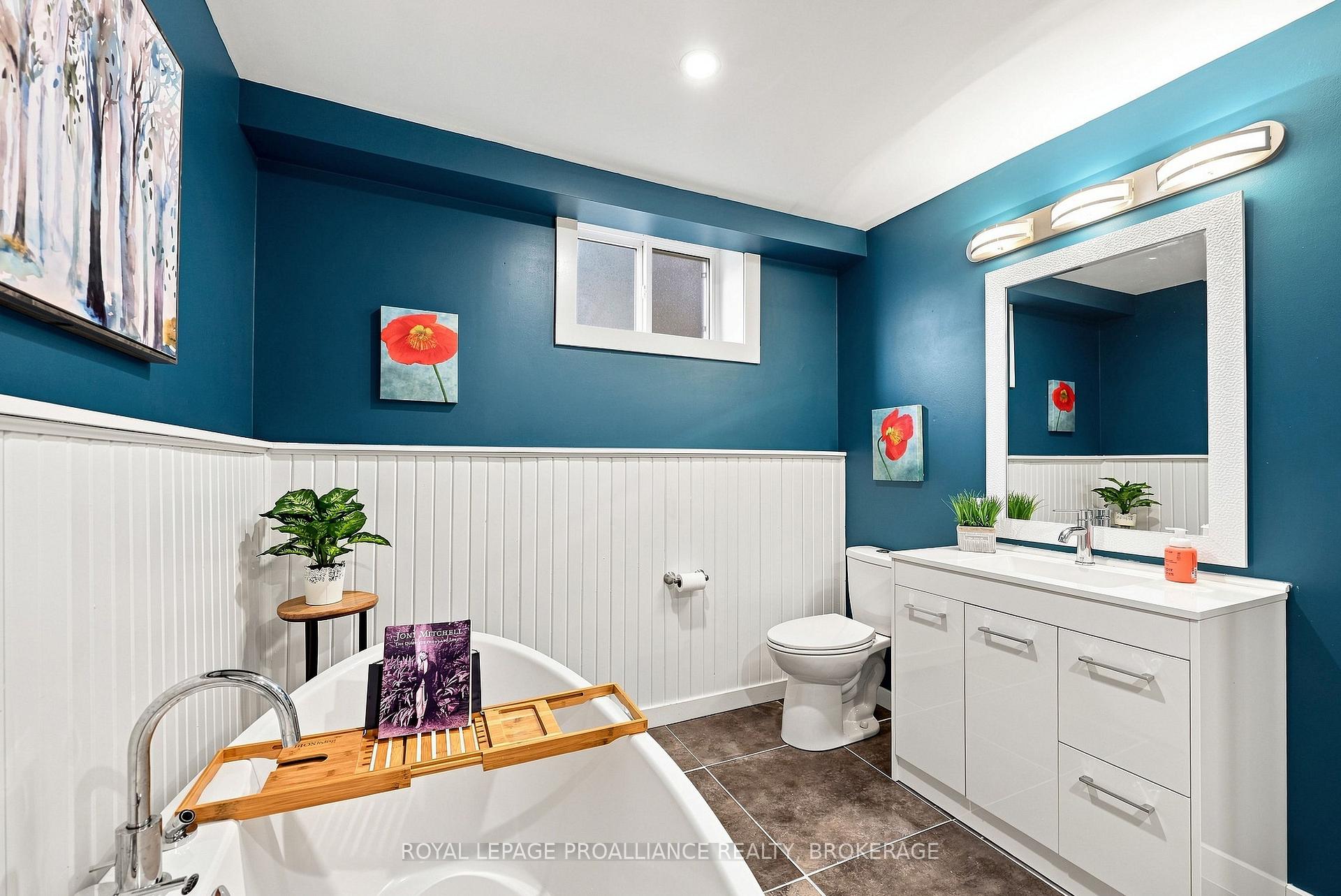 Photo 36 of 868 Allum Avenue, Kingston, South of Taylor-Kidd Blvd — HOMEH