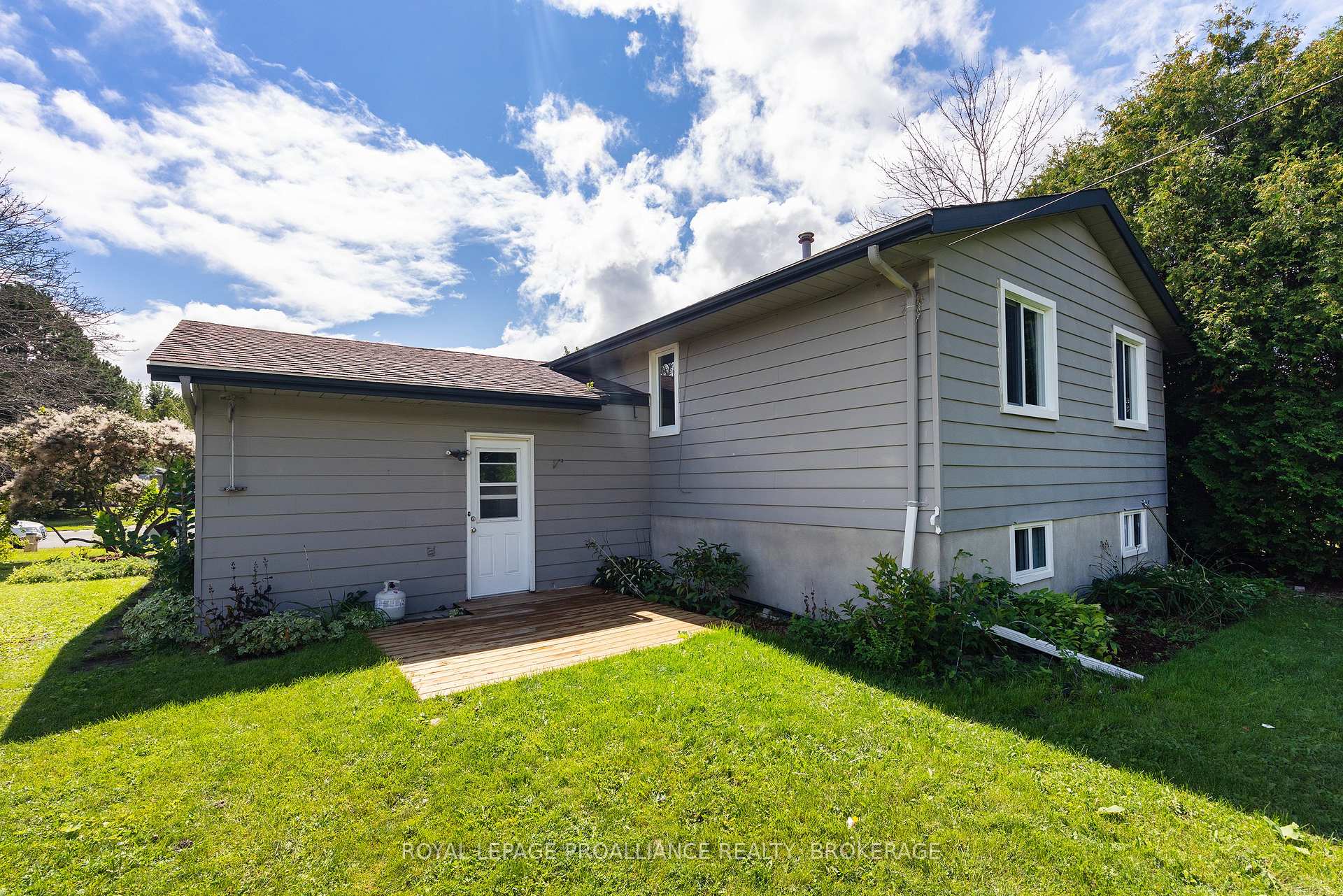 Photo 42 of 868 Allum Avenue, Kingston, South of Taylor-Kidd Blvd — HOMEH