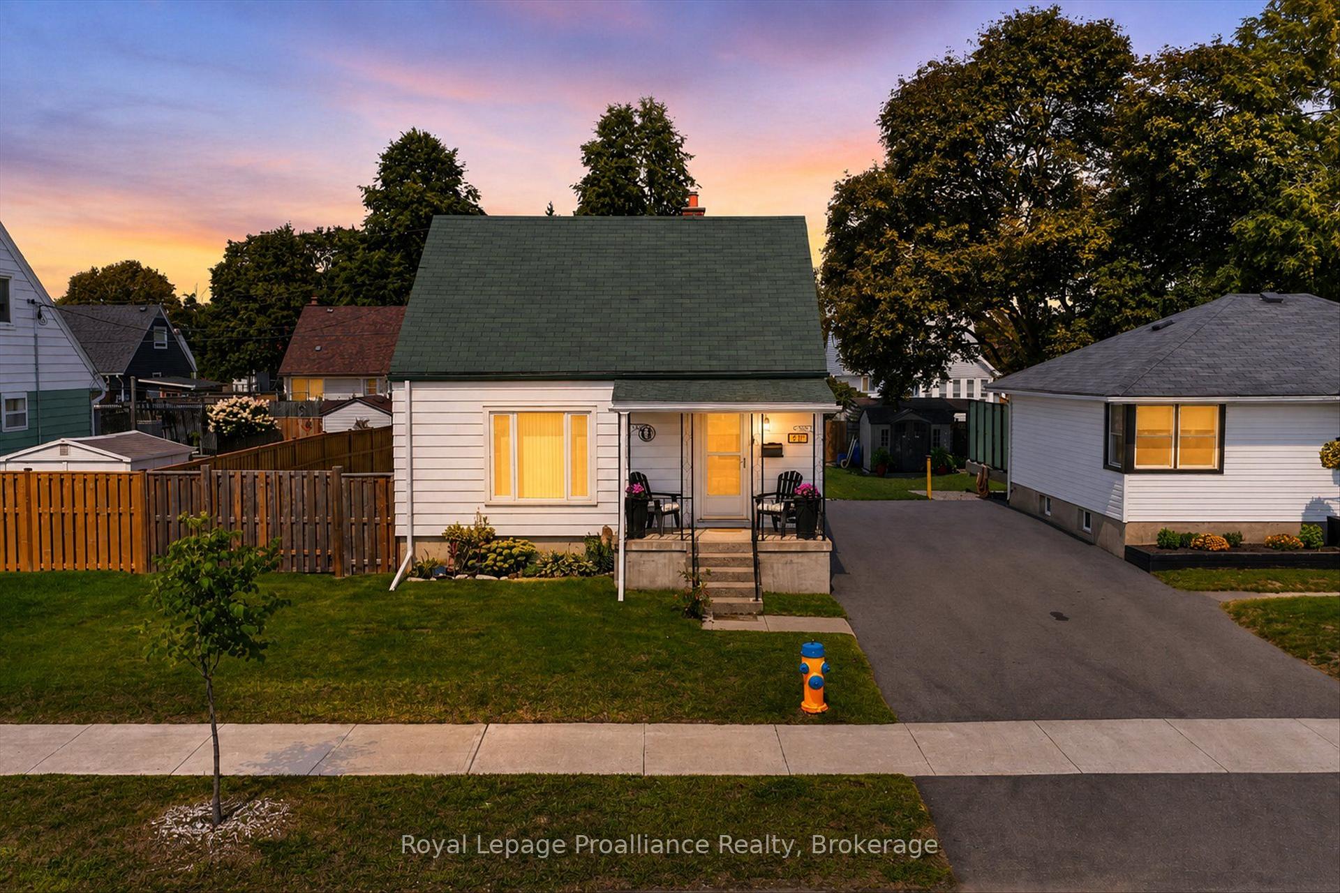 Photo 1 of 732 Gillespie Avenue, Peterborough, Otonabee Ward 1 — HOMEH