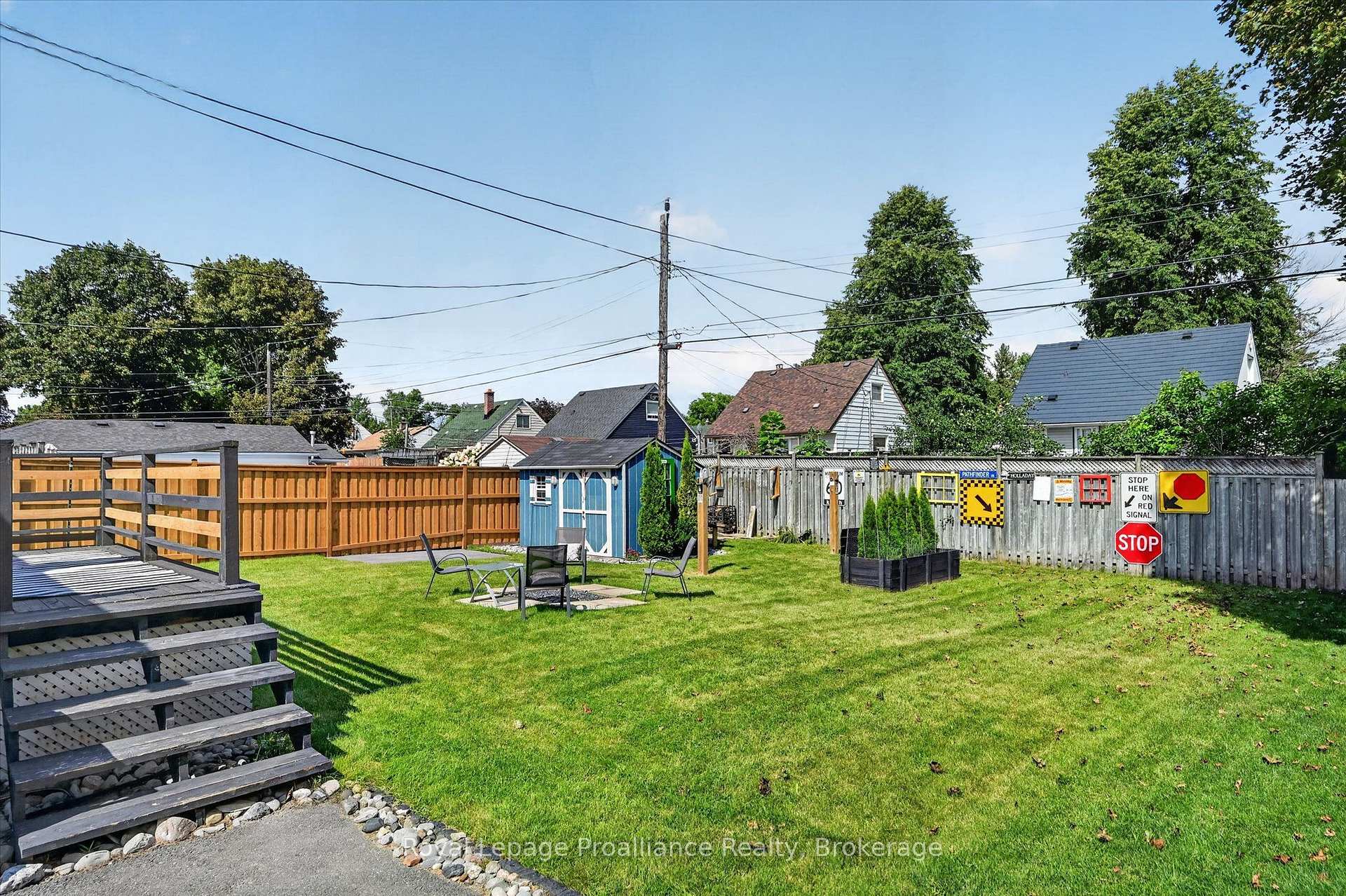 Photo 35 of 732 Gillespie Avenue, Peterborough, Otonabee Ward 1 — HOMEH