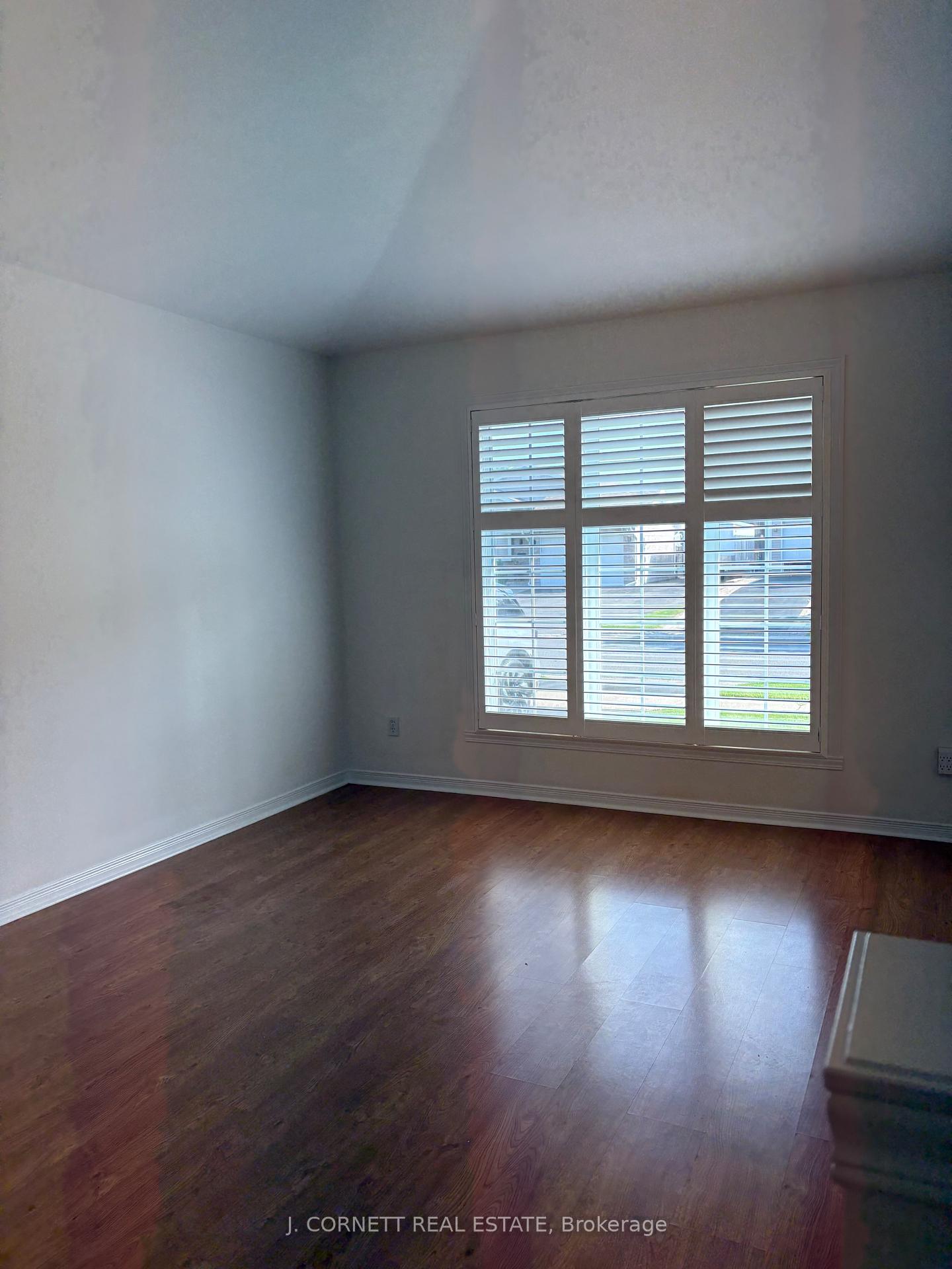 Photo 2 of 133 Dunbar Avenue, Cornwall, Cornwall — HOMEH