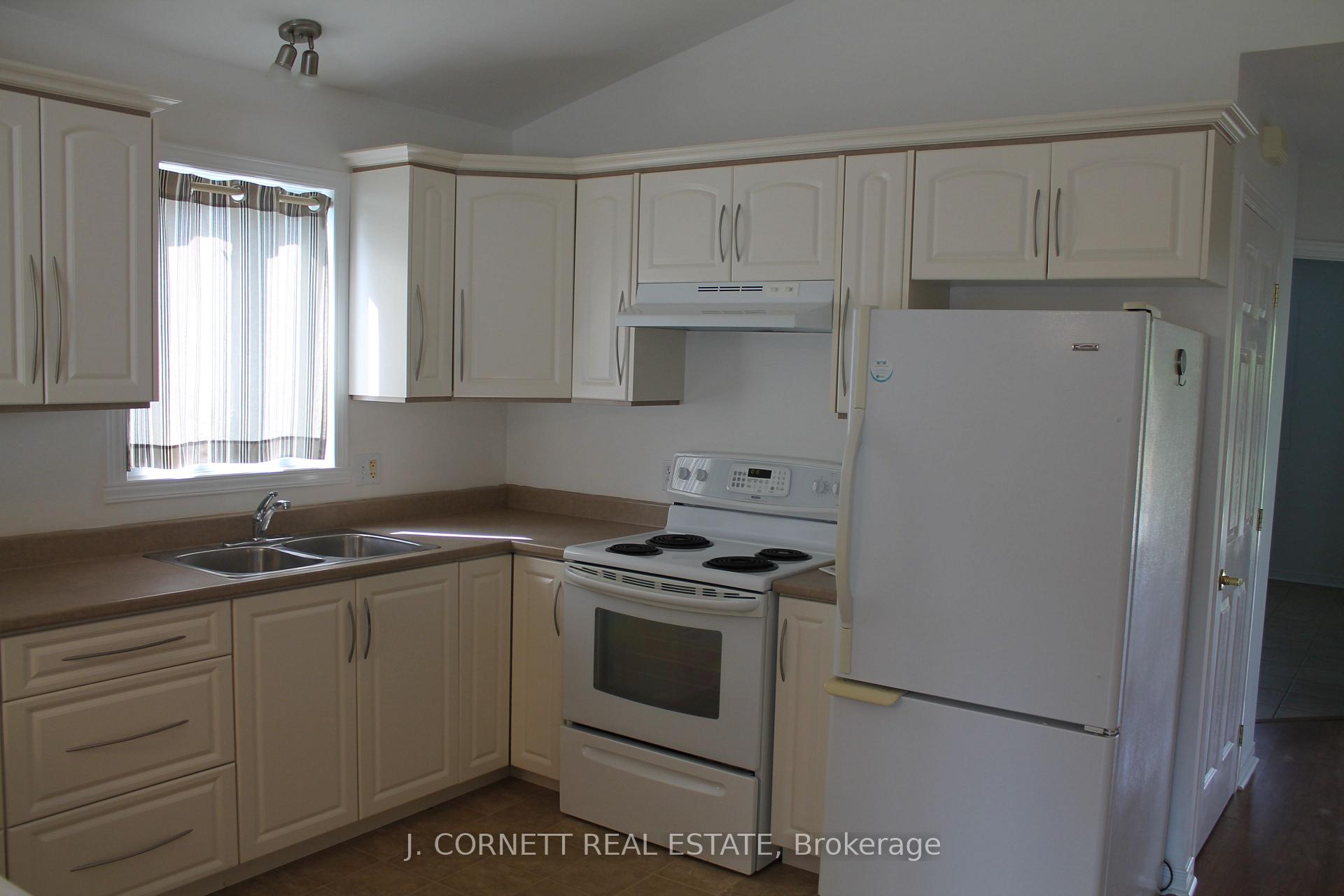 Photo 9 of 133 Dunbar Avenue, Cornwall, Cornwall — HOMEH