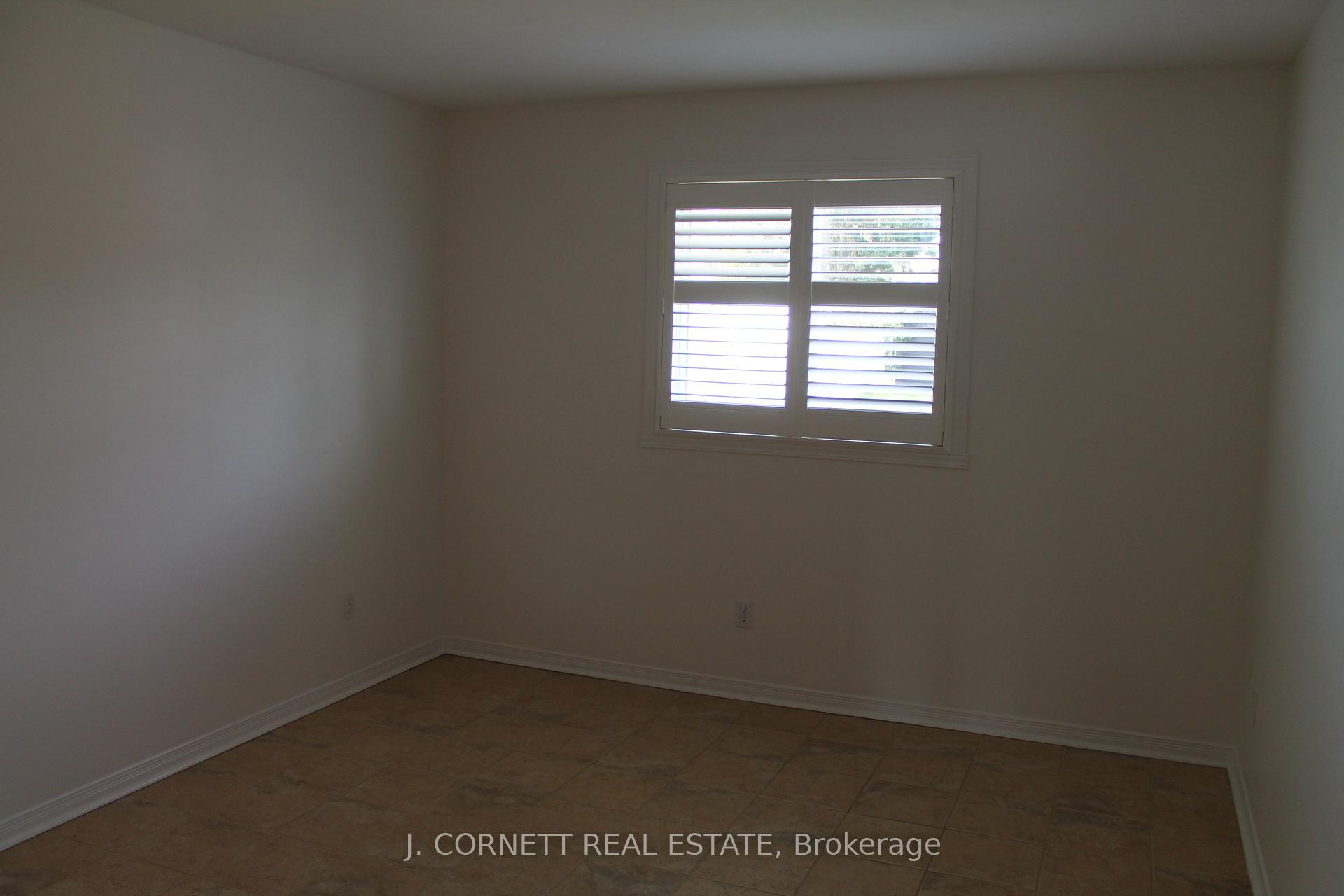 Photo 11 of 133 Dunbar Avenue, Cornwall, Cornwall — HOMEH