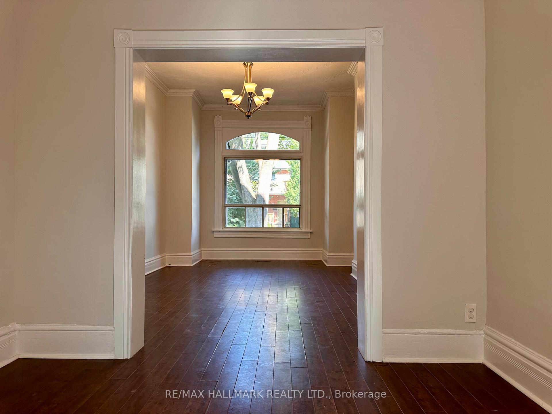 Photo 7 of 128 Brunswick Avenue, Toronto, University — HOMEH