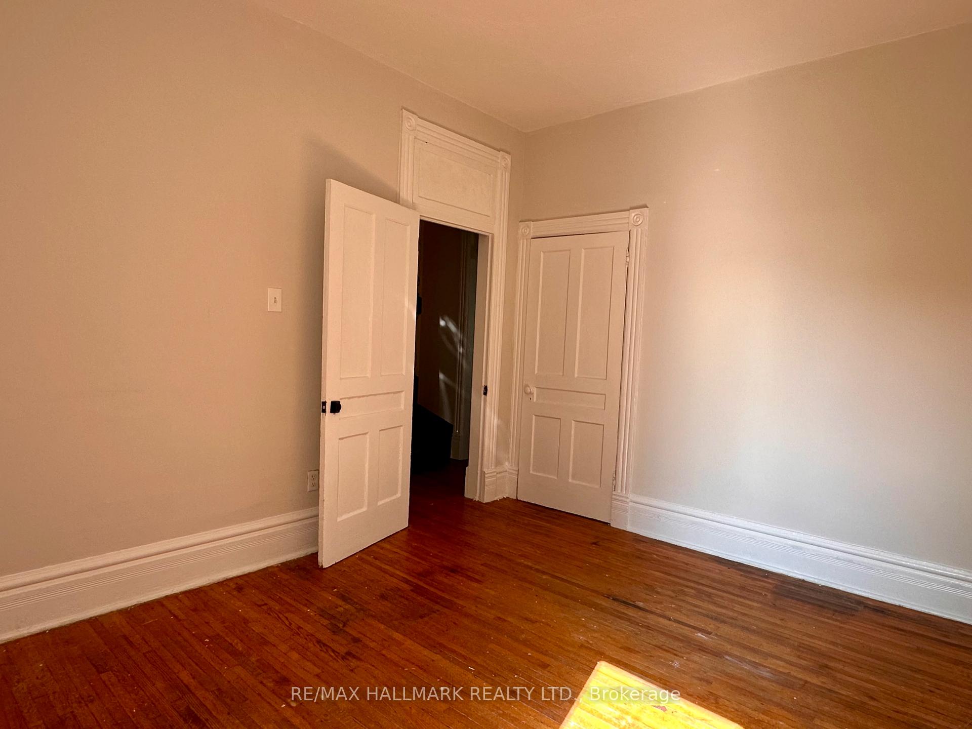 Photo 22 of 128 Brunswick Avenue, Toronto, University — HOMEH