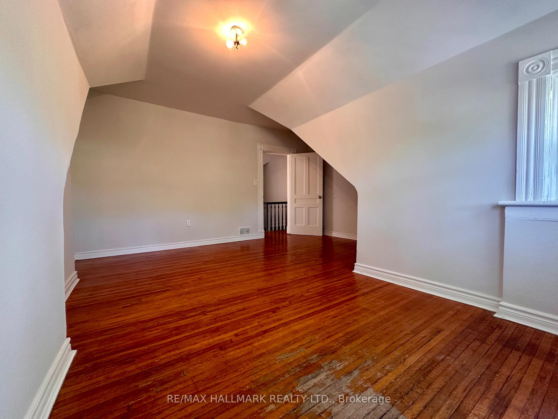 Photo 27 of 128 Brunswick Avenue, Toronto, University — HOMEH