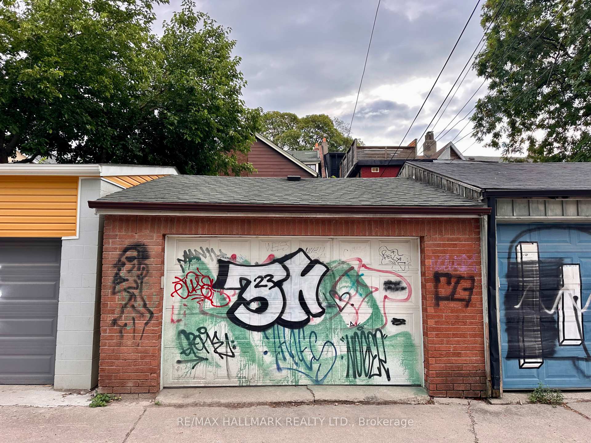 Photo 36 of 128 Brunswick Avenue, Toronto, University — HOMEH