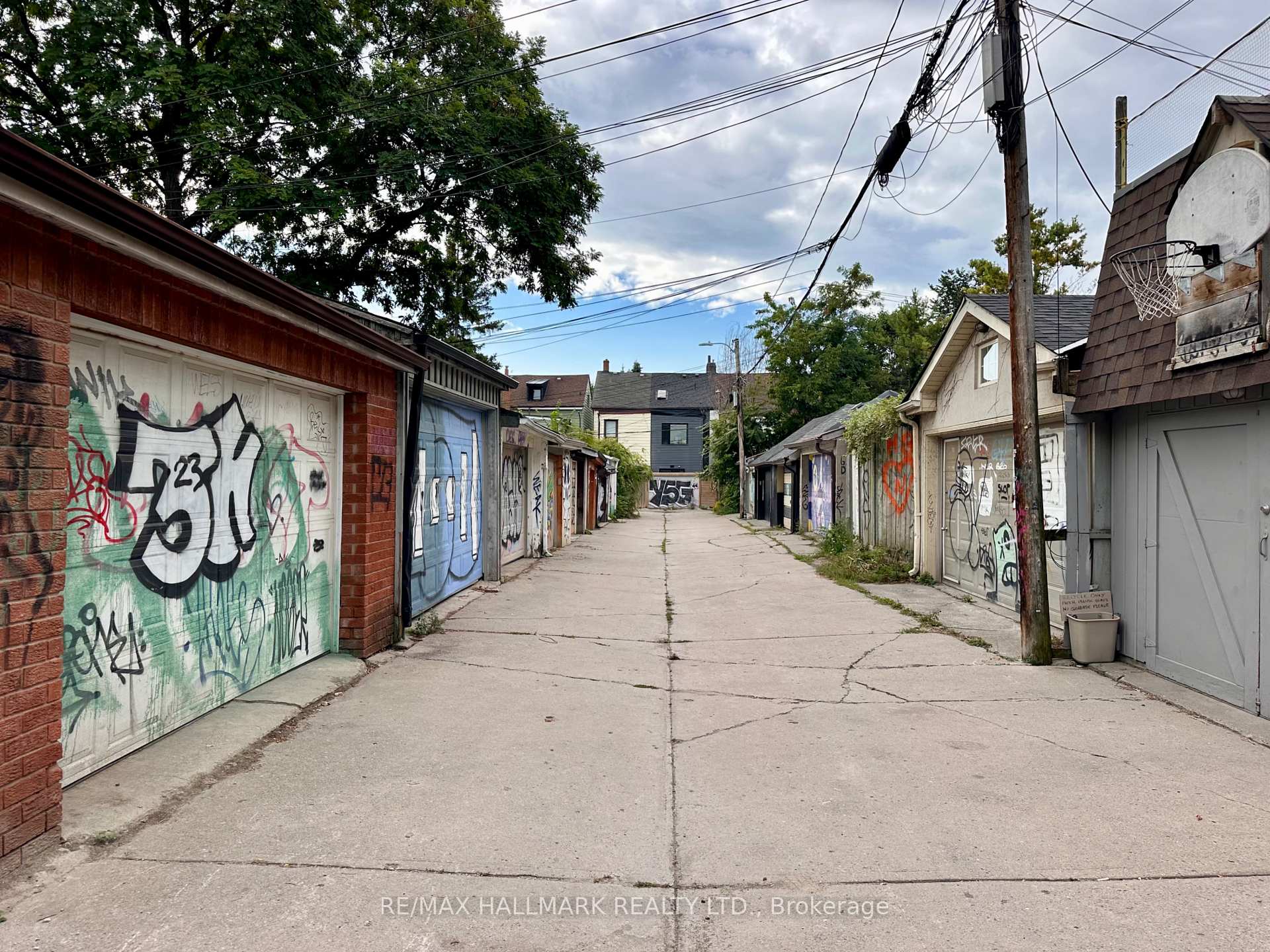 Photo 40 of 128 Brunswick Avenue, Toronto, University — HOMEH