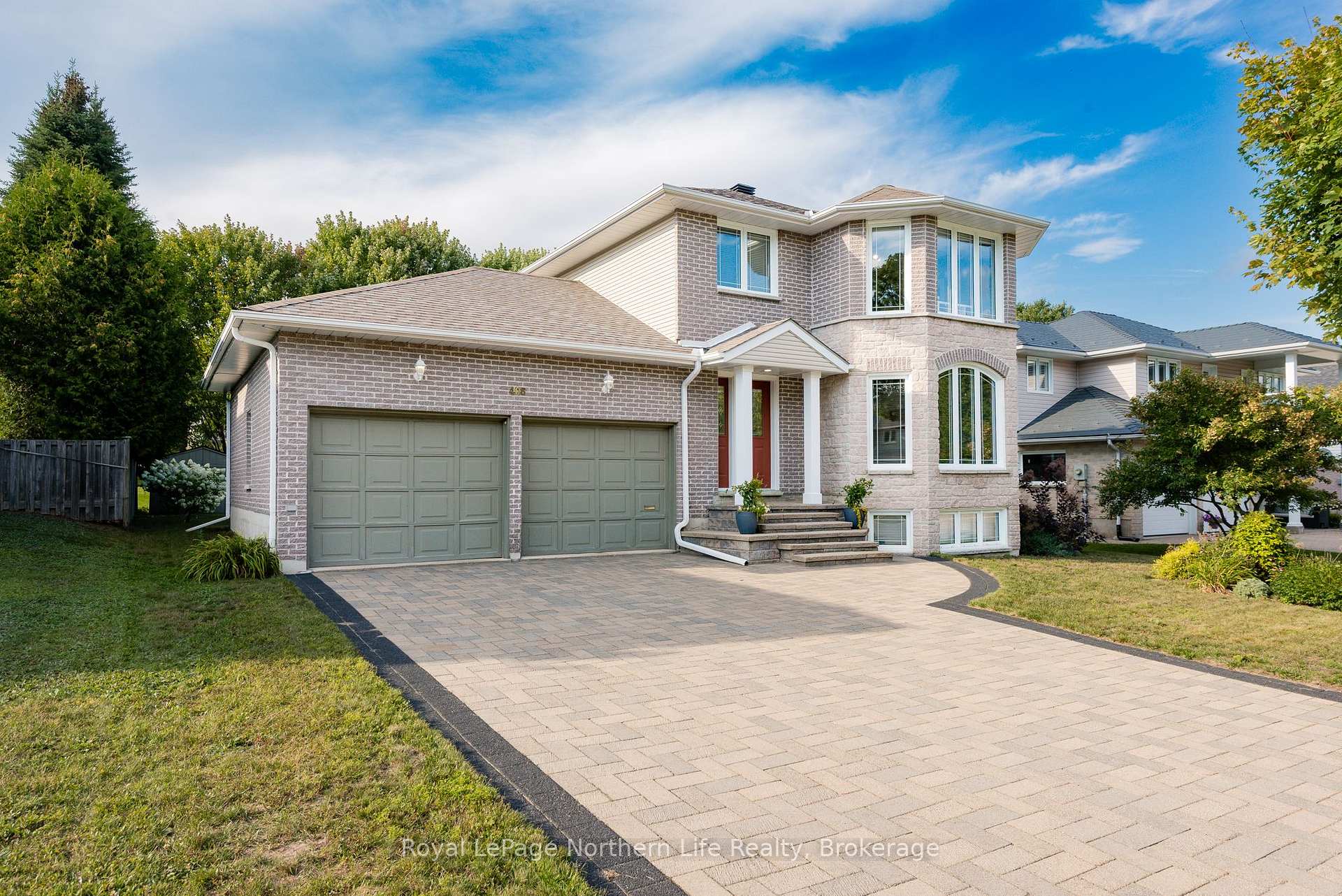 Photo 1 of 406 Pearce Street, North Bay, Airport — HOMEH