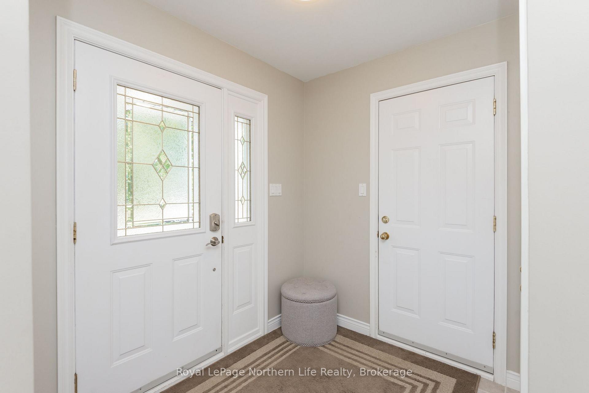 Photo 5 of 406 Pearce Street, North Bay, Airport — HOMEH