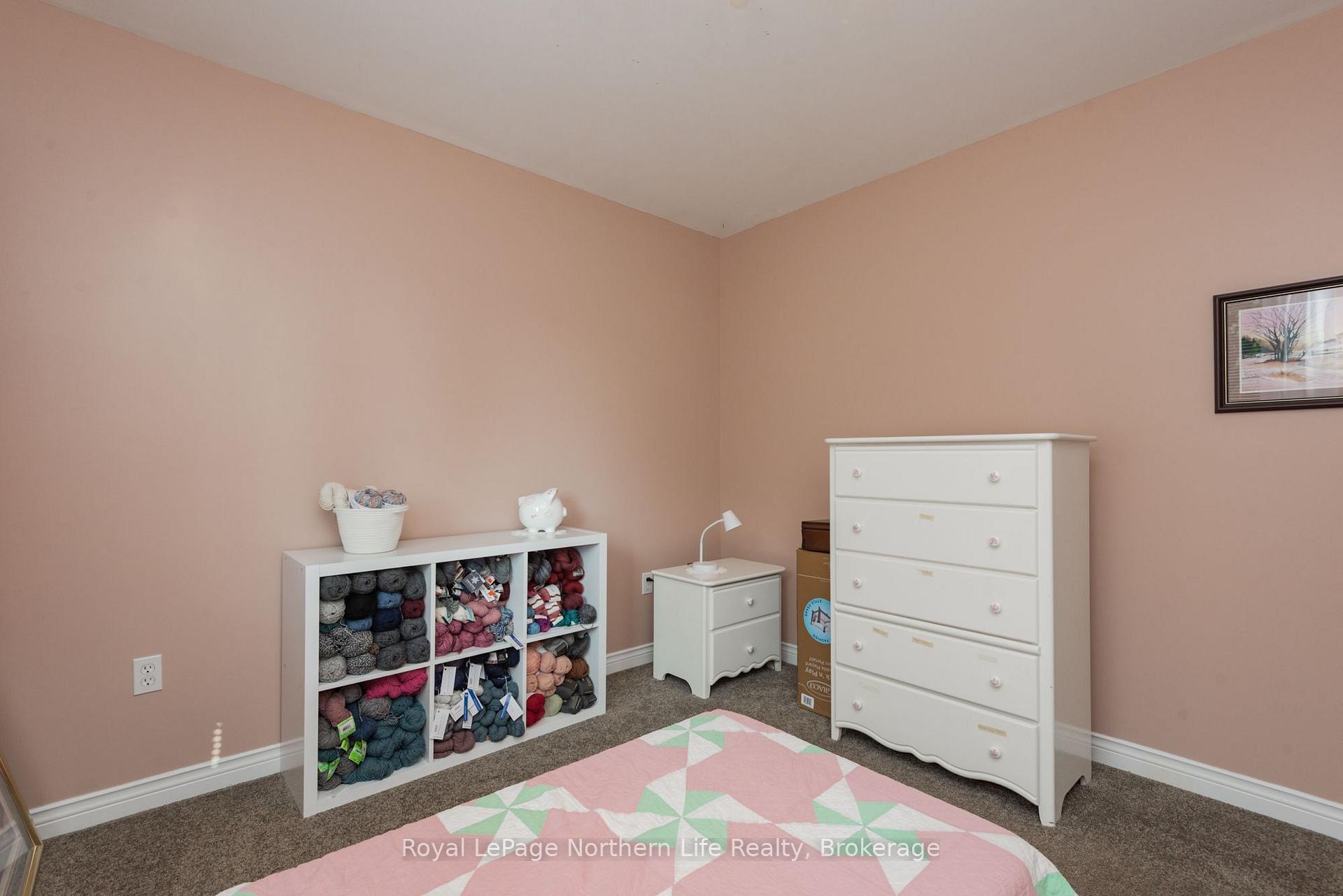 Photo 20 of 406 Pearce Street, North Bay, Airport — HOMEH