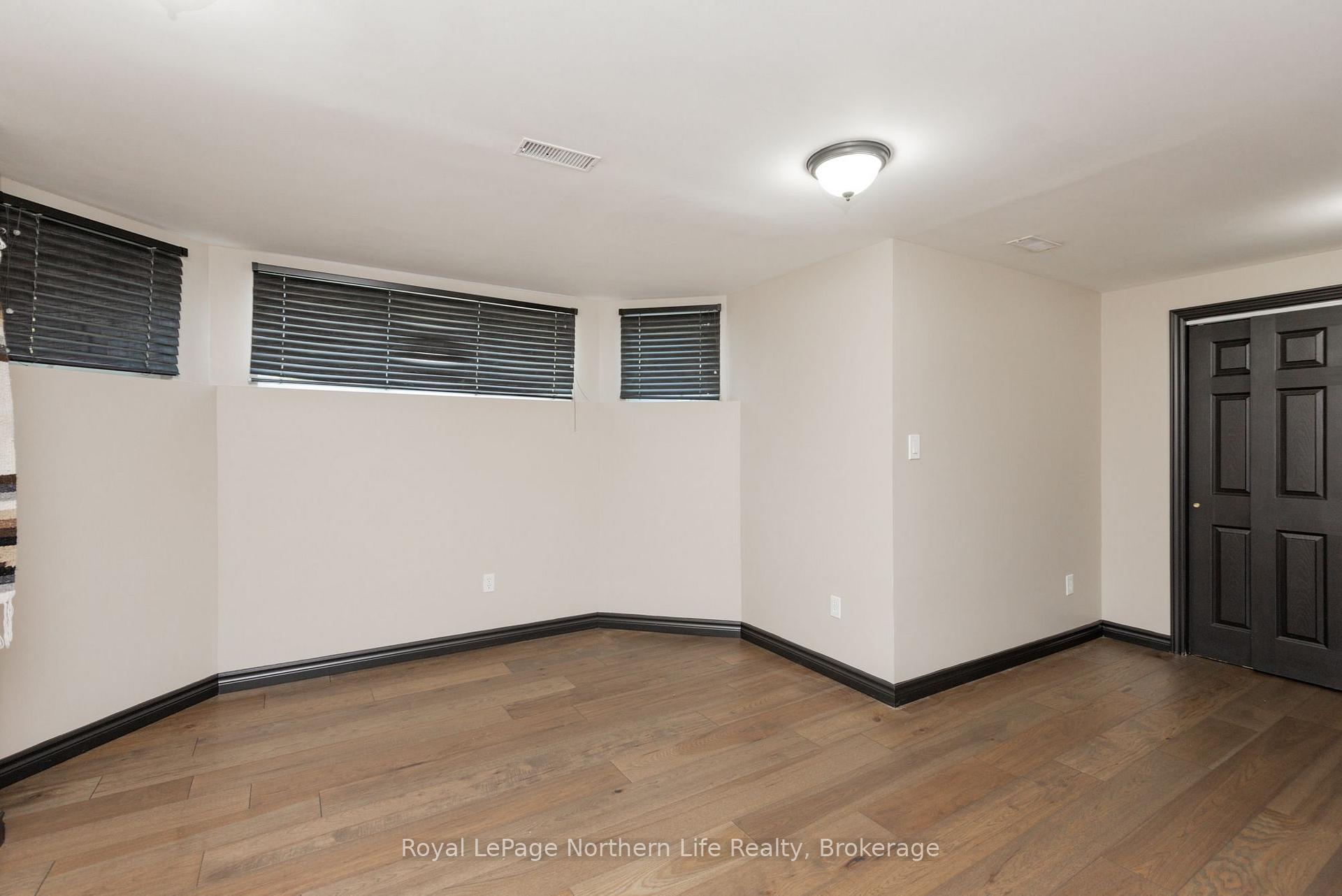 Photo 34 of 406 Pearce Street, North Bay, Airport — HOMEH