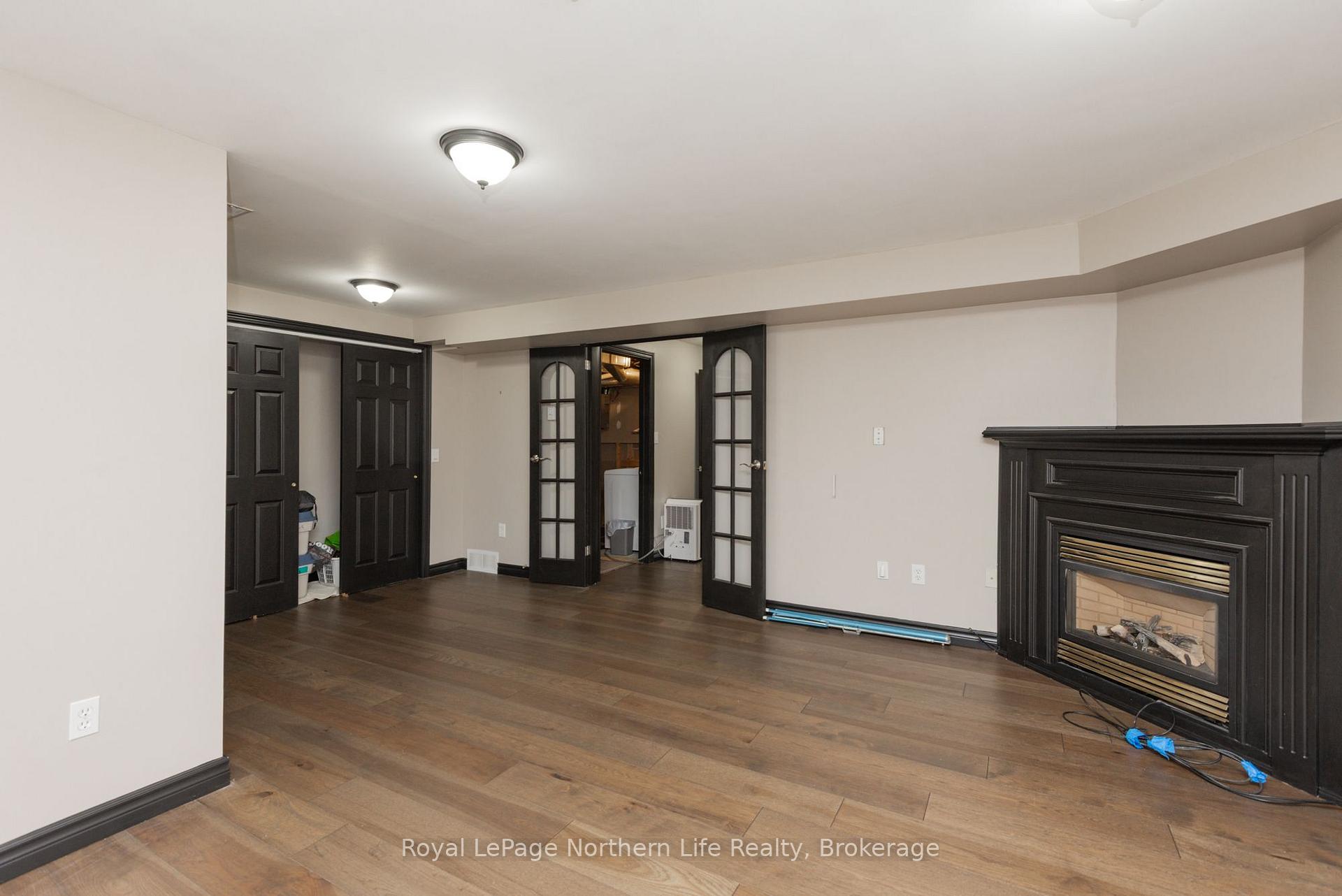 Photo 35 of 406 Pearce Street, North Bay, Airport — HOMEH