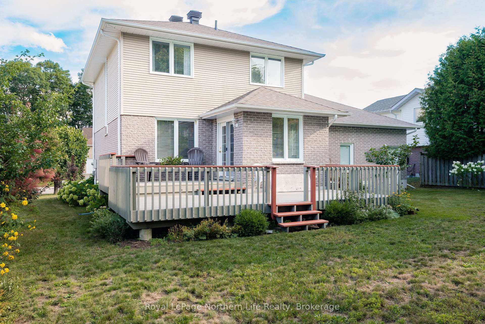 Photo 42 of 406 Pearce Street, North Bay, Airport — HOMEH