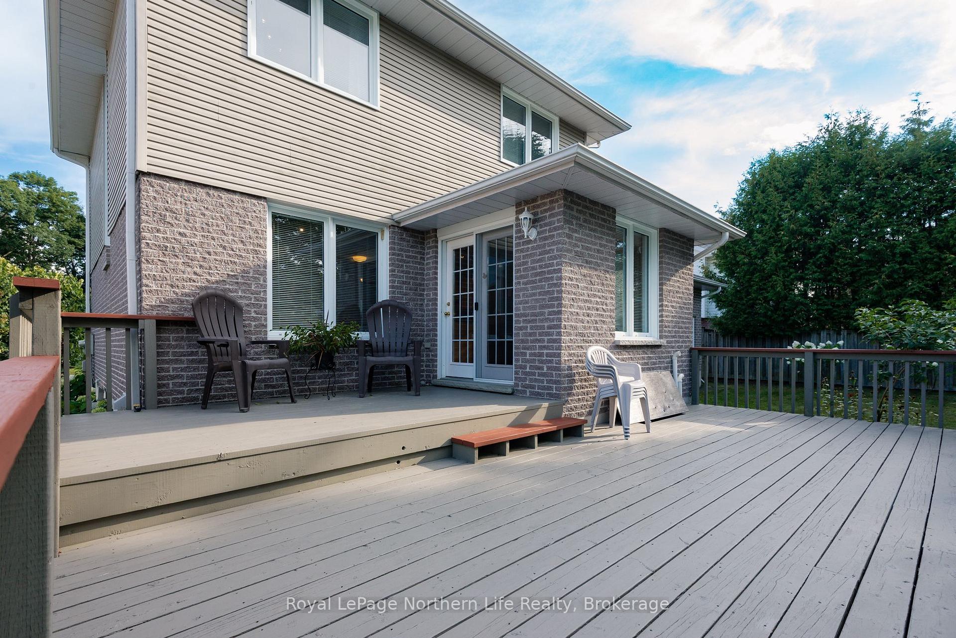 Photo 45 of 406 Pearce Street, North Bay, Airport — HOMEH