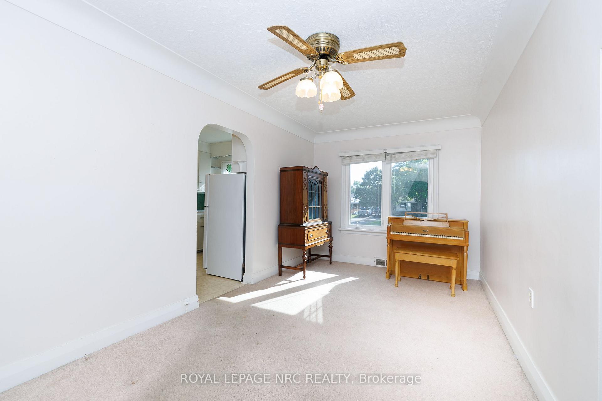 Photo 8 of 276 Glenridge Avenue, St. Catharines, Glendale/Glenridge — HOMEH