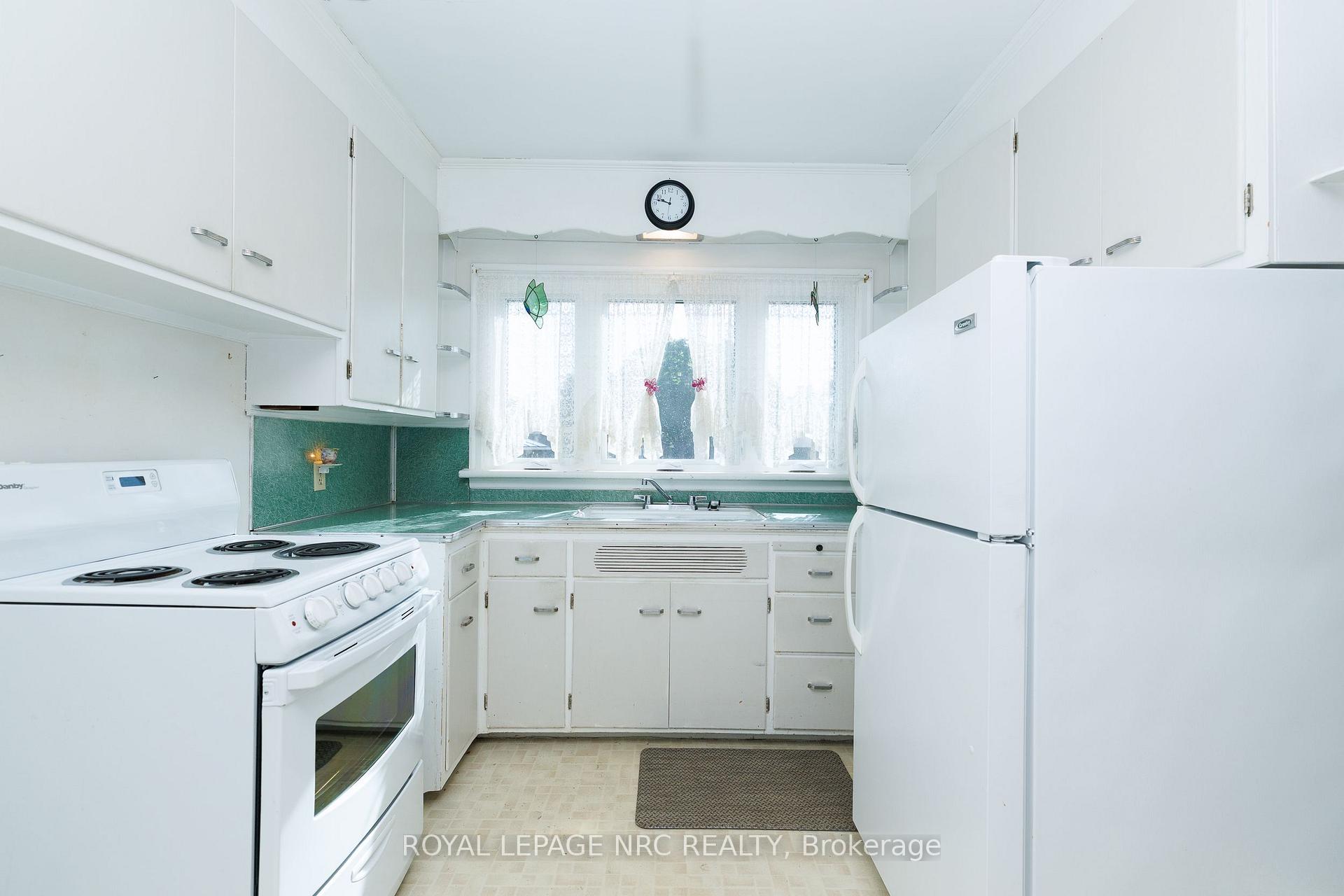 Photo 11 of 276 Glenridge Avenue, St. Catharines, Glendale/Glenridge — HOMEH