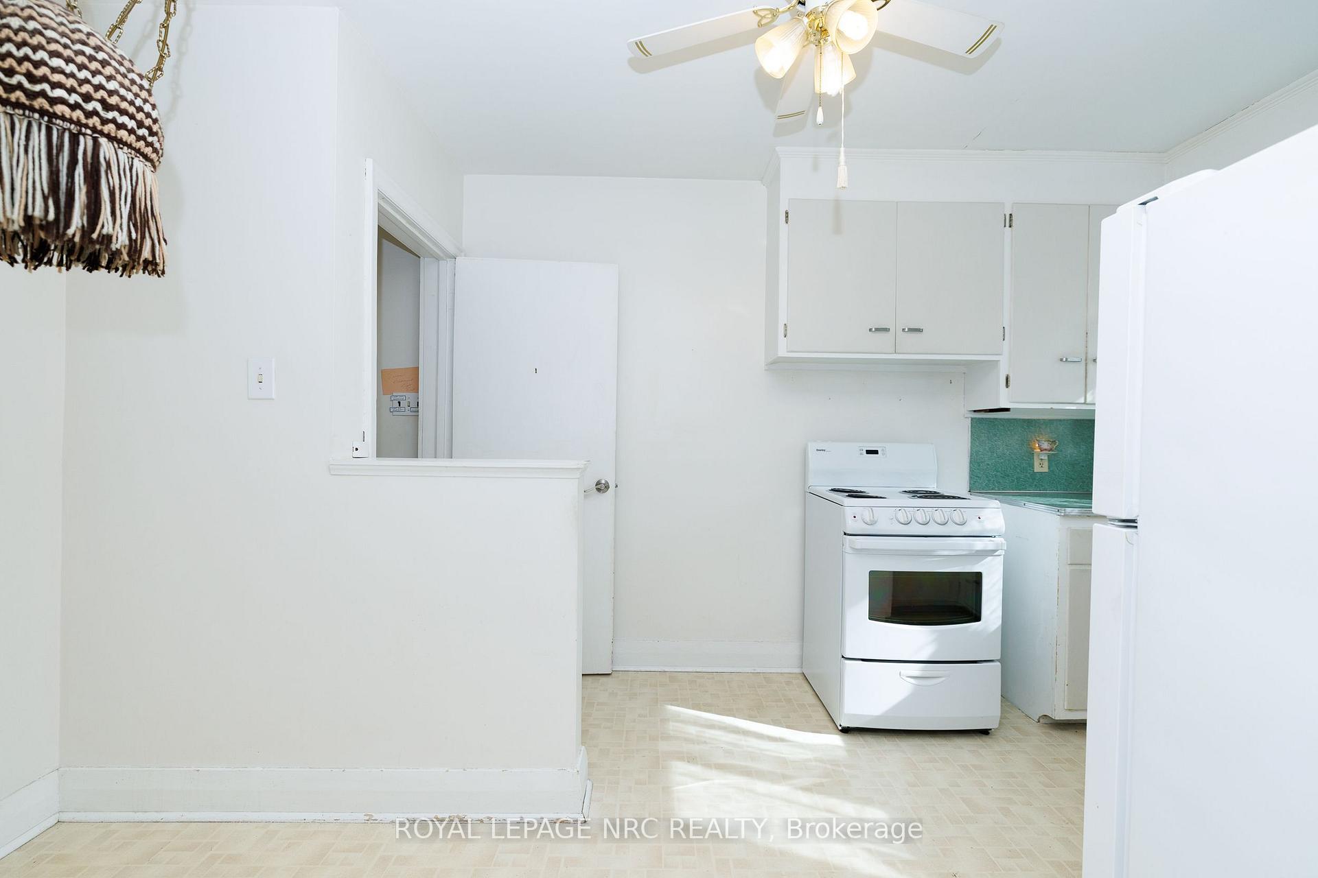 Photo 12 of 276 Glenridge Avenue, St. Catharines, Glendale/Glenridge — HOMEH