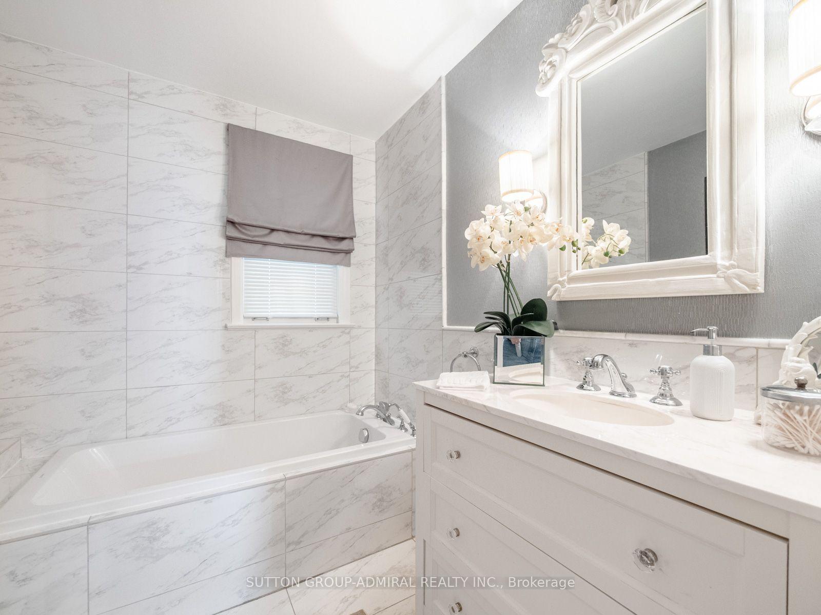Photo 19 of 143 Dudley Avenue, Markham, Thornhill — HOMEH