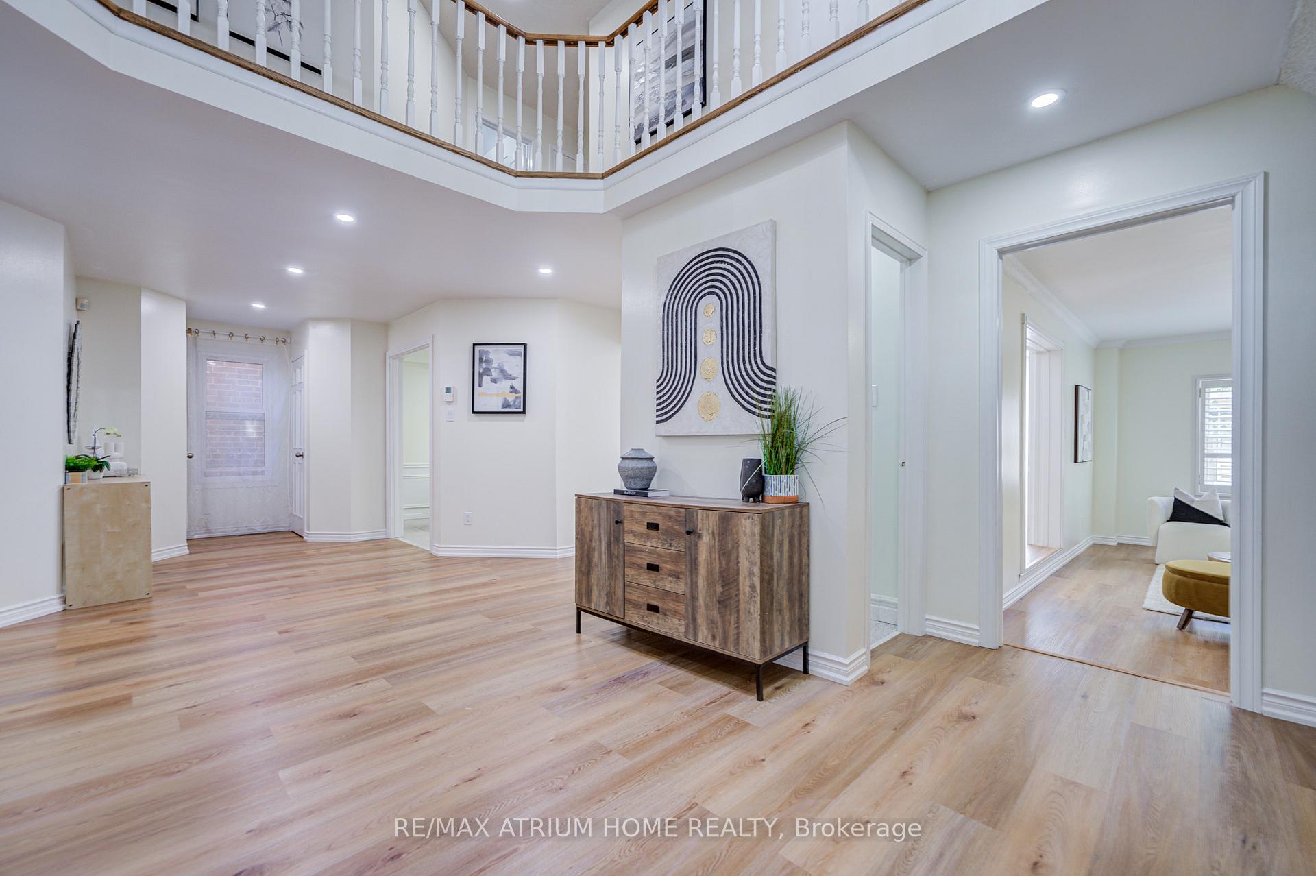 Photo 6 of 77 Rosedale Heights Drive, Vaughan, Uplands — HOMEH