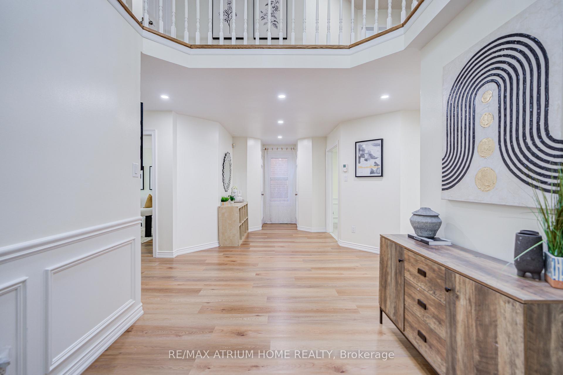 Photo 7 of 77 Rosedale Heights Drive, Vaughan, Uplands — HOMEH