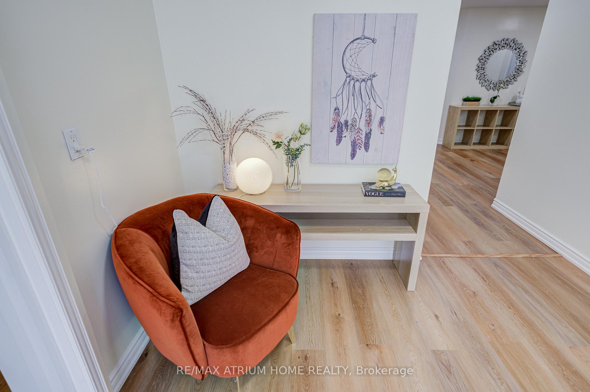 Photo 18 of 77 Rosedale Heights Drive, Vaughan, Uplands — HOMEH