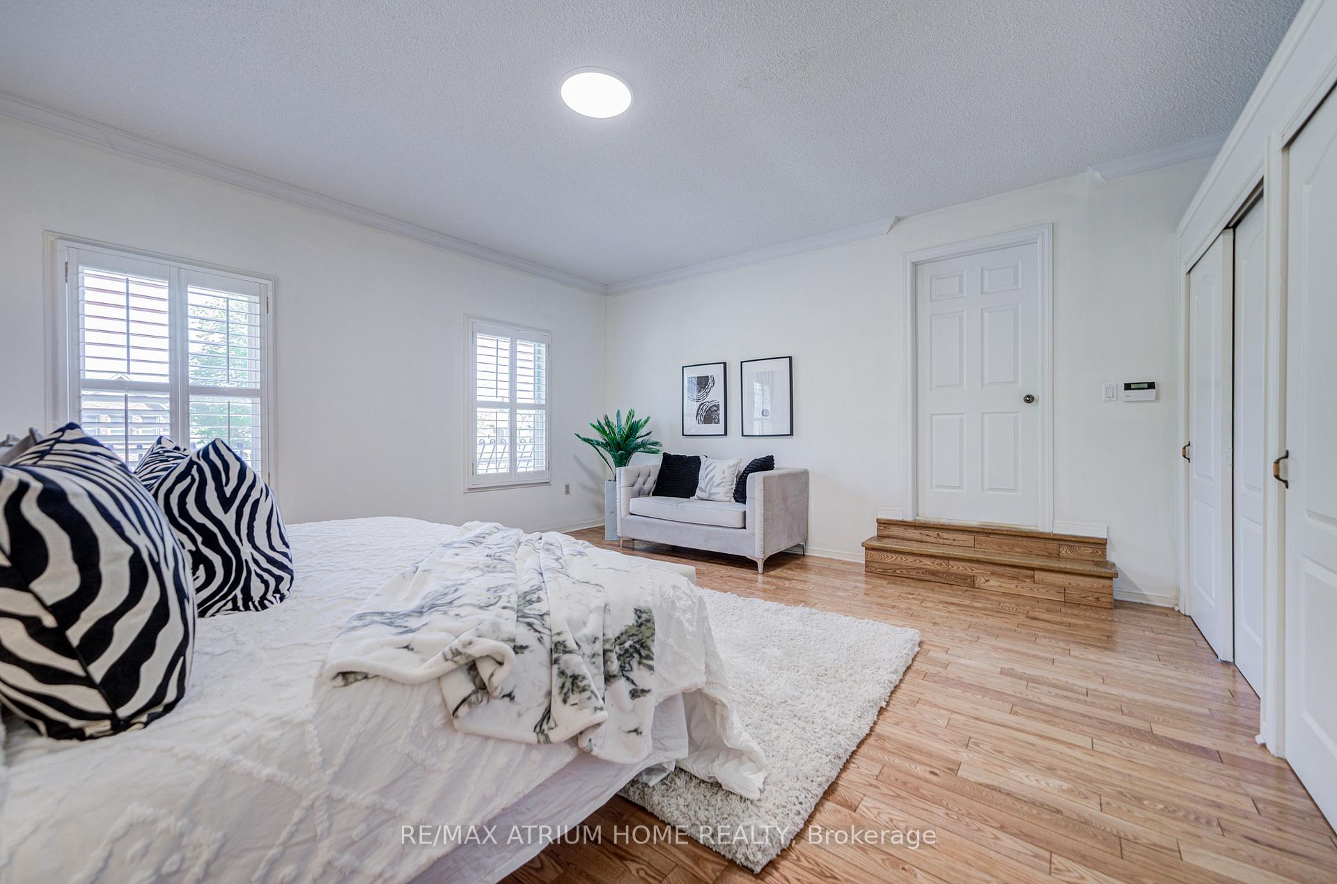 Photo 39 of 77 Rosedale Heights Drive, Vaughan, Uplands — HOMEH