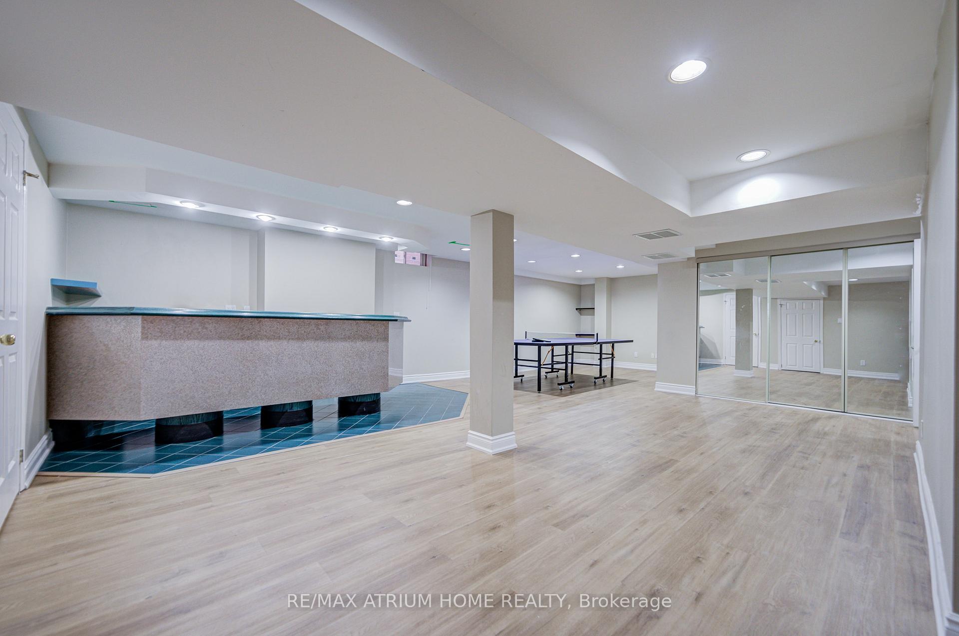 Photo 44 of 77 Rosedale Heights Drive, Vaughan, Uplands — HOMEH