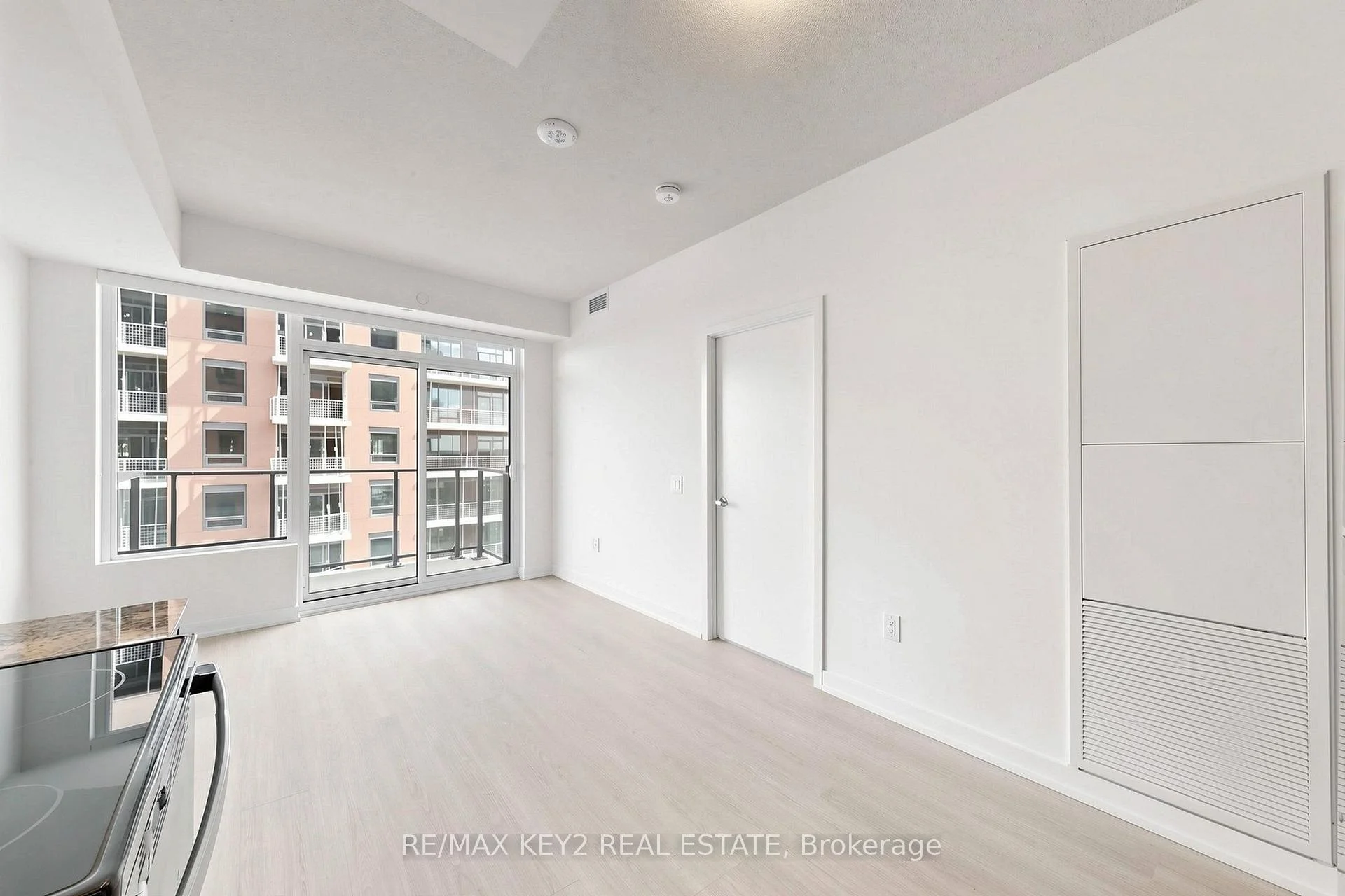 Photo 17 of Unit 1712, 4010 Eglinton Avenue W, Etobicoke, Humber Heights — HOMEH