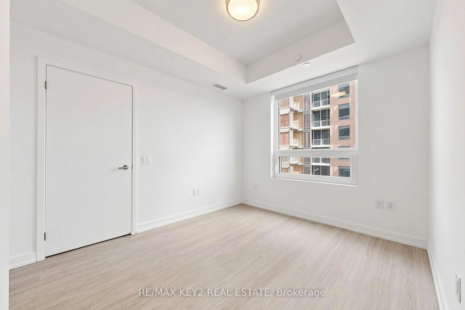 Photo 19 of Unit 1712, 4010 Eglinton Avenue W, Etobicoke, Humber Heights — HOMEH