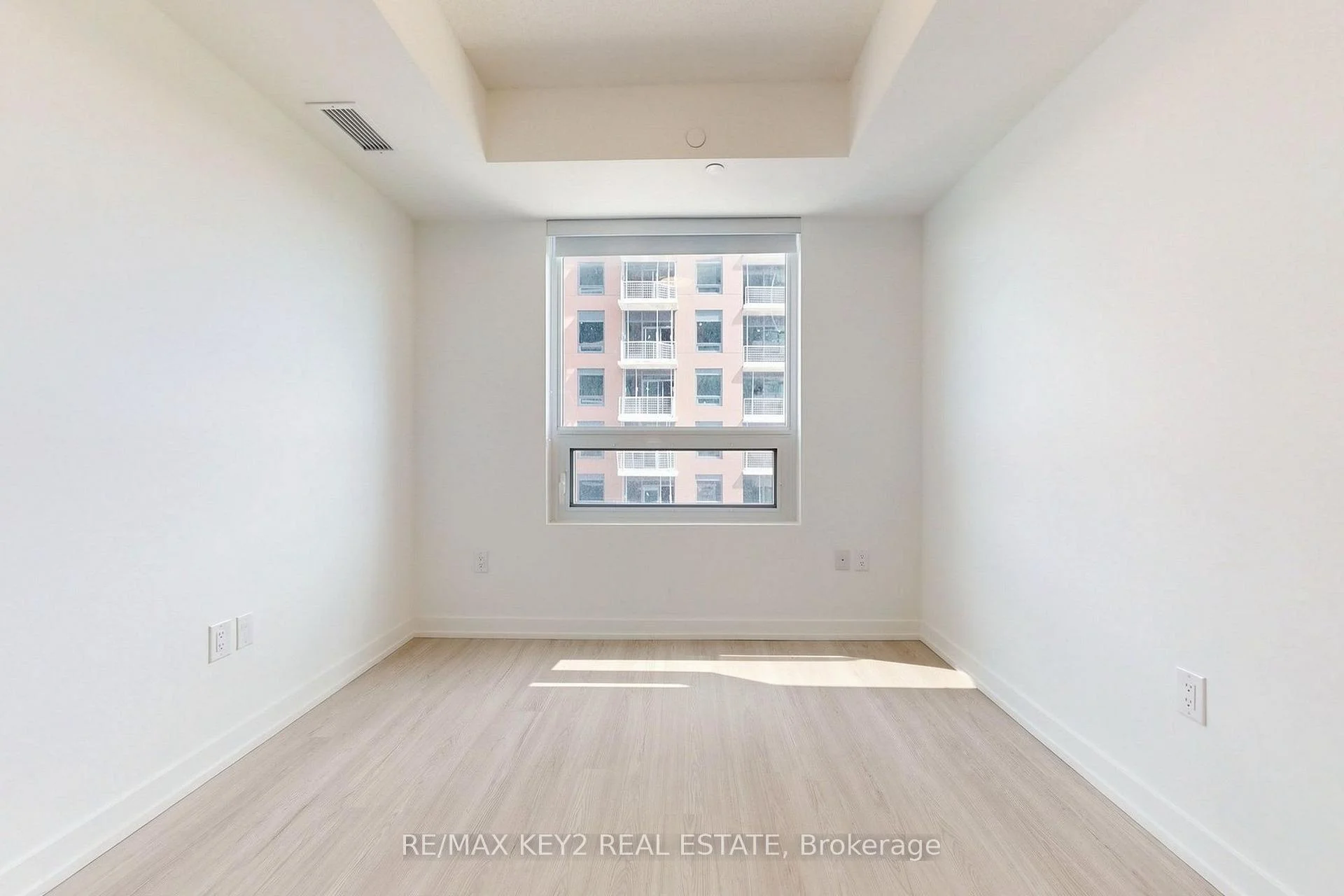 Photo 20 of Unit 1712, 4010 Eglinton Avenue W, Etobicoke, Humber Heights — HOMEH