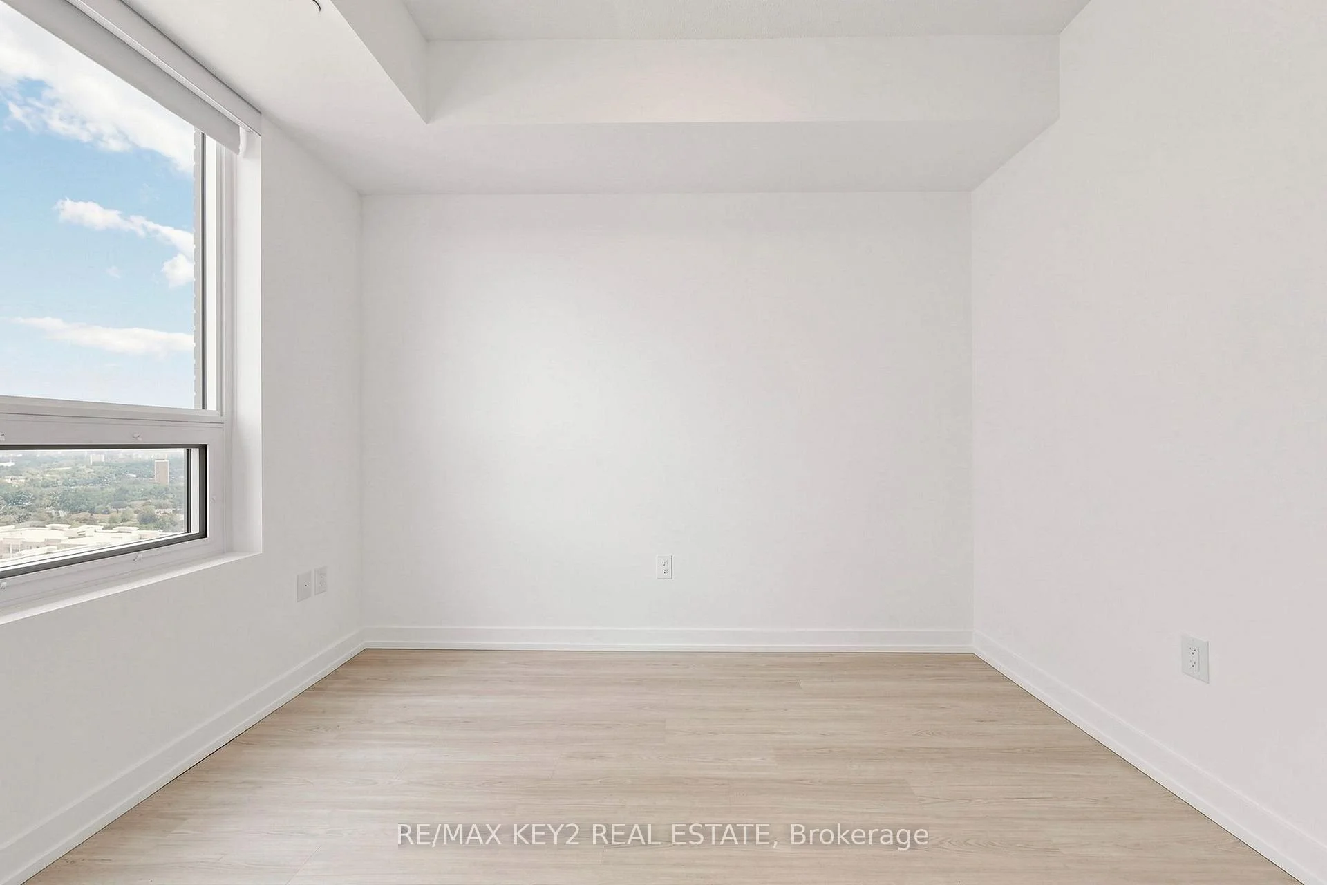 Photo 23 of Unit 1712, 4010 Eglinton Avenue W, Etobicoke, Humber Heights — HOMEH