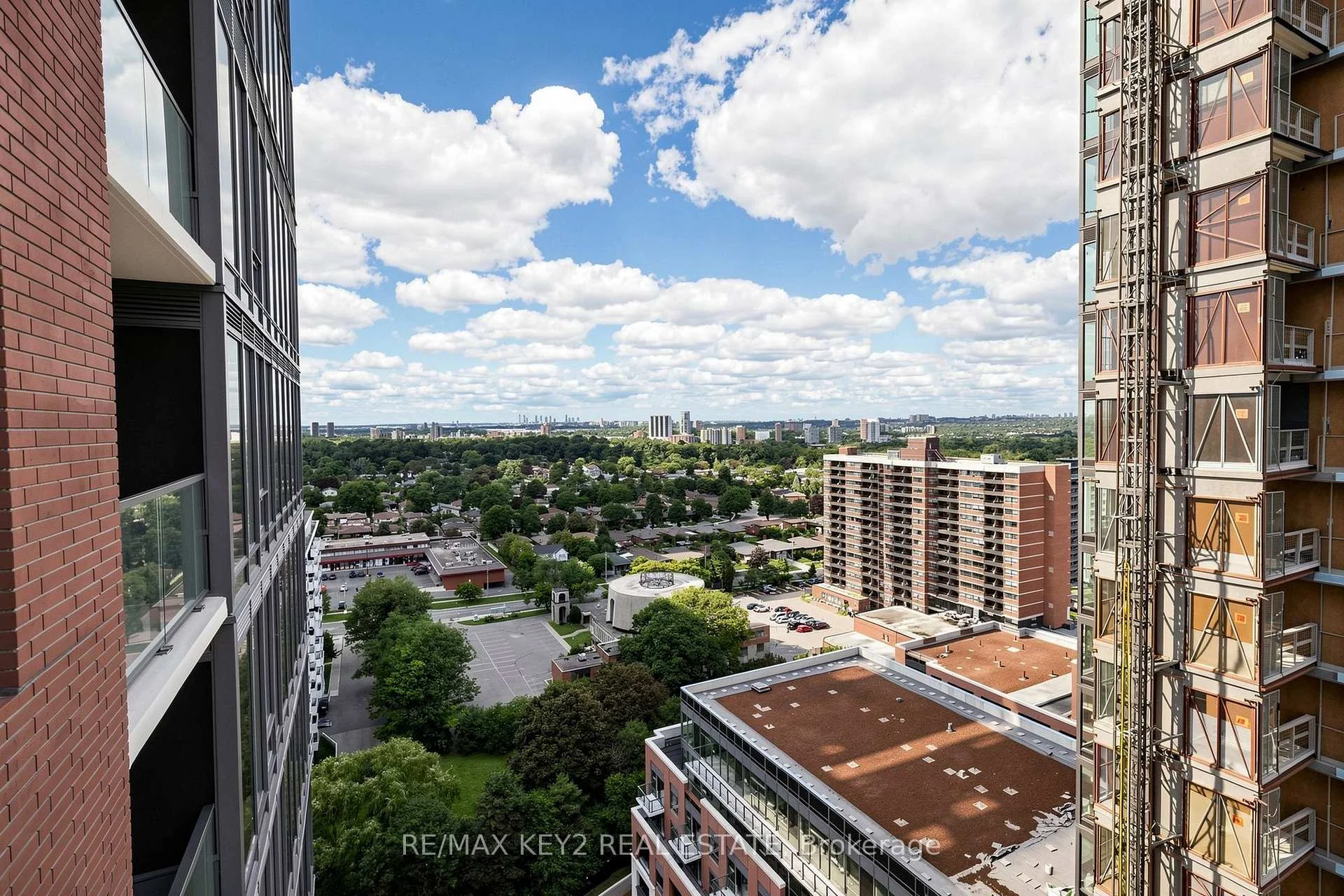 Photo 28 of Unit 1712, 4010 Eglinton Avenue W, Etobicoke, Humber Heights — HOMEH