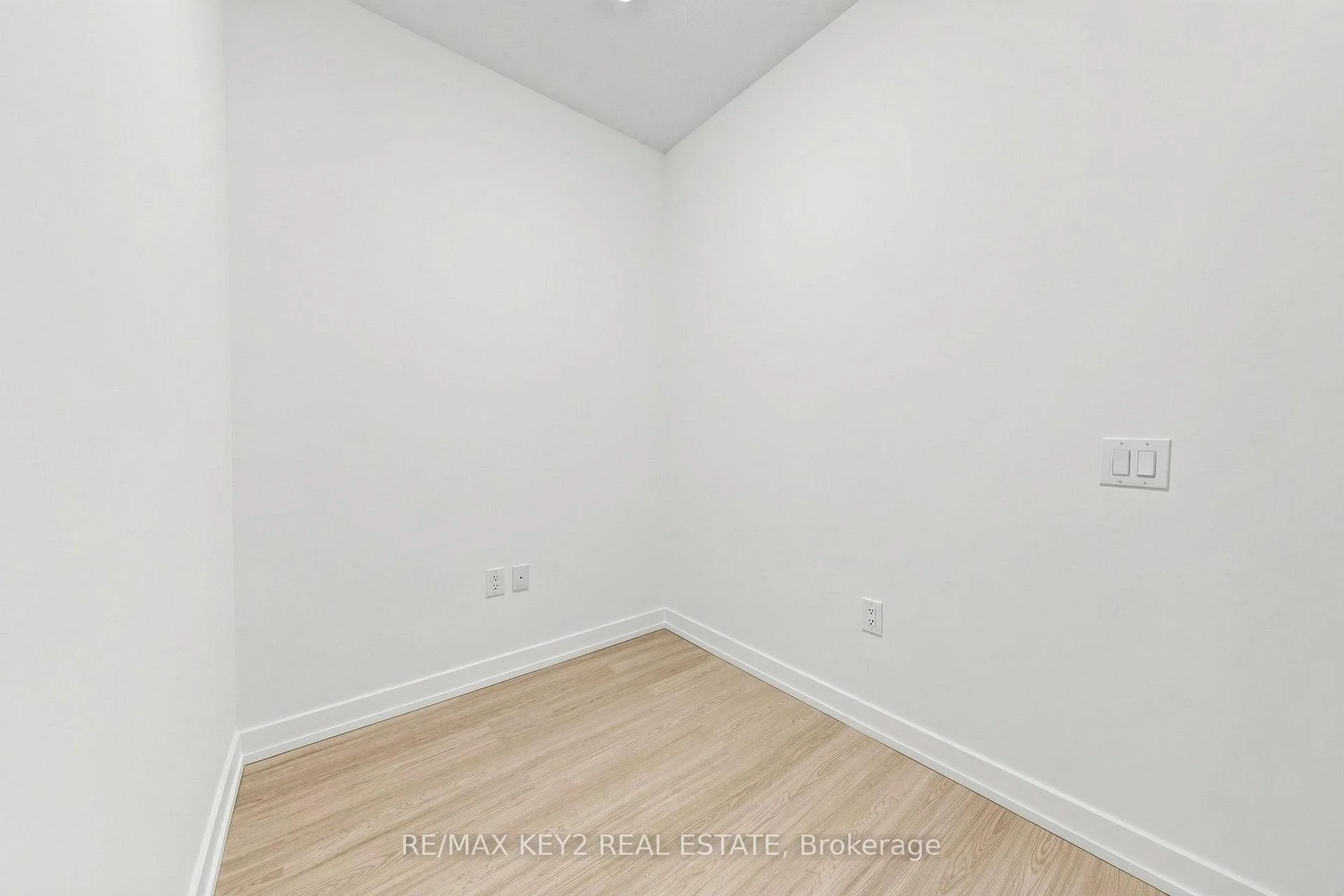 Photo 46 of Unit 1712, 4010 Eglinton Avenue W, Etobicoke, Humber Heights — HOMEH