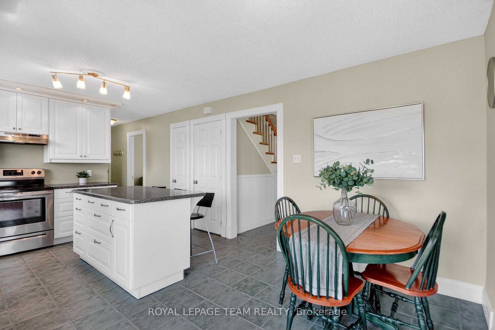 Photo 12 of 2867 Stagecoach Road, Ottawa, Osgoode Twp South of Reg Rd 6 — HOMEH