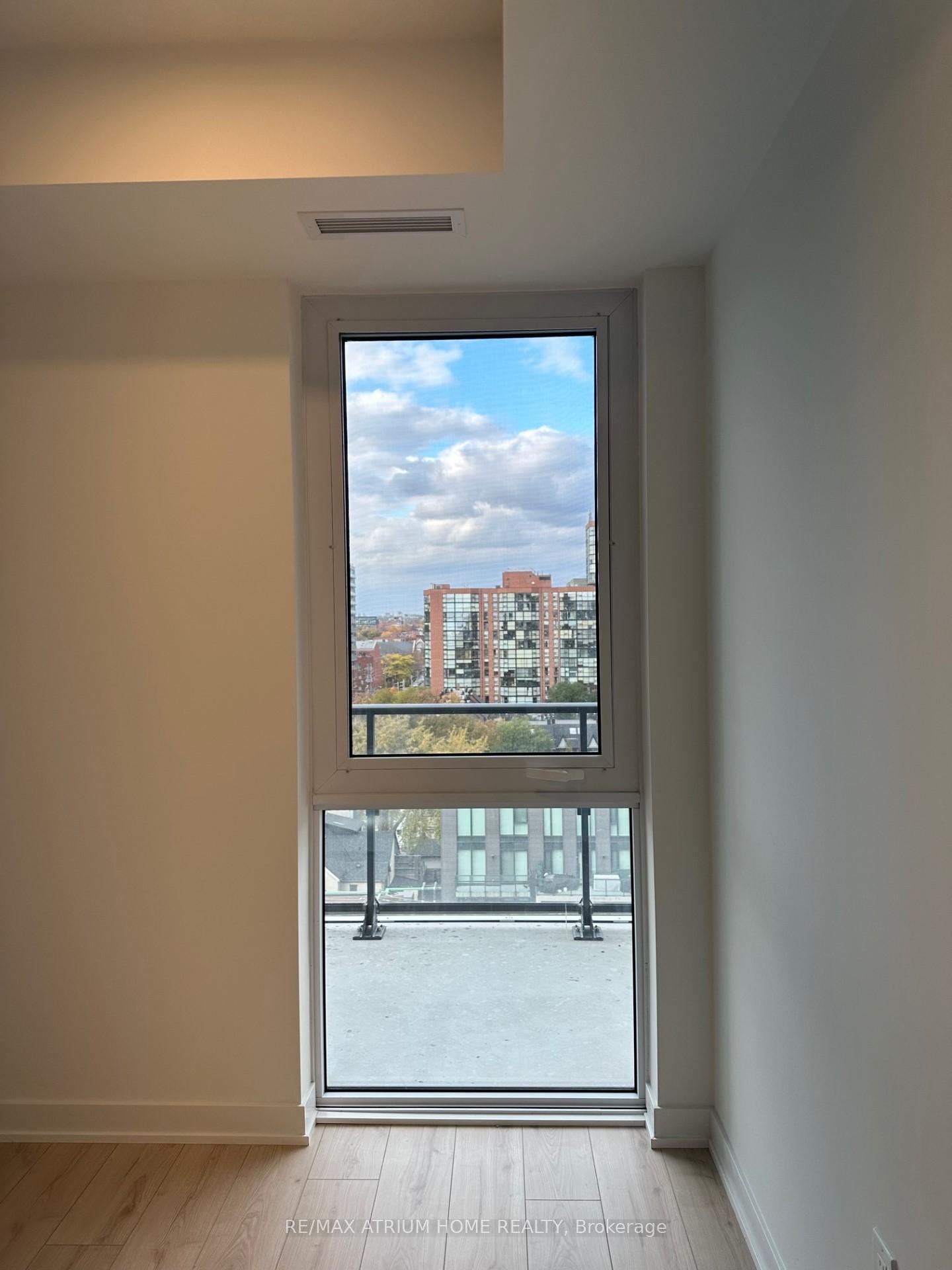 Photo 10 of Unit 909, 9 Tecumseth Street, Toronto, Niagara — HOMEH