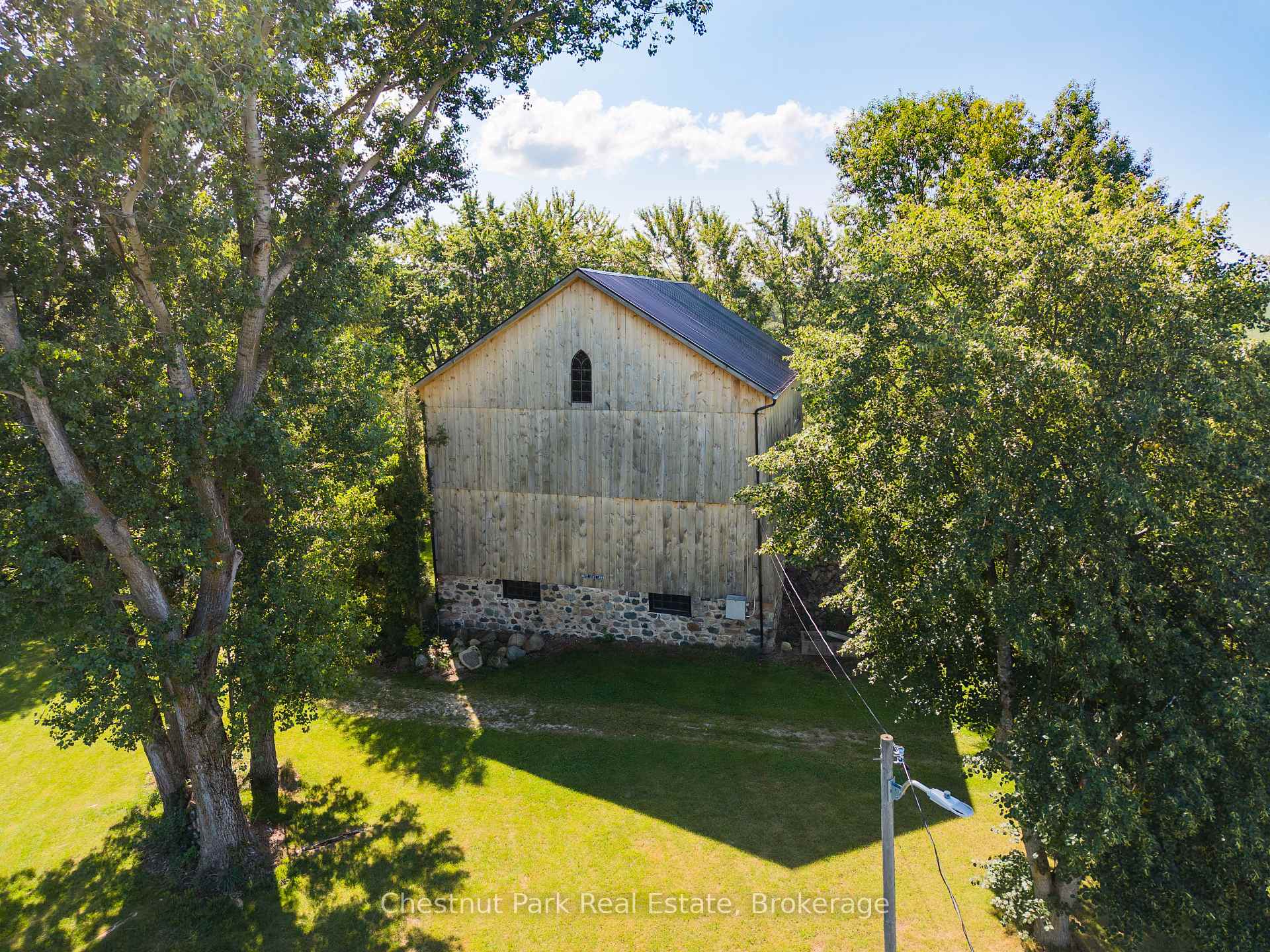 Photo 3 of 727410 21st Side Road, Blue Mountains — HOMEH