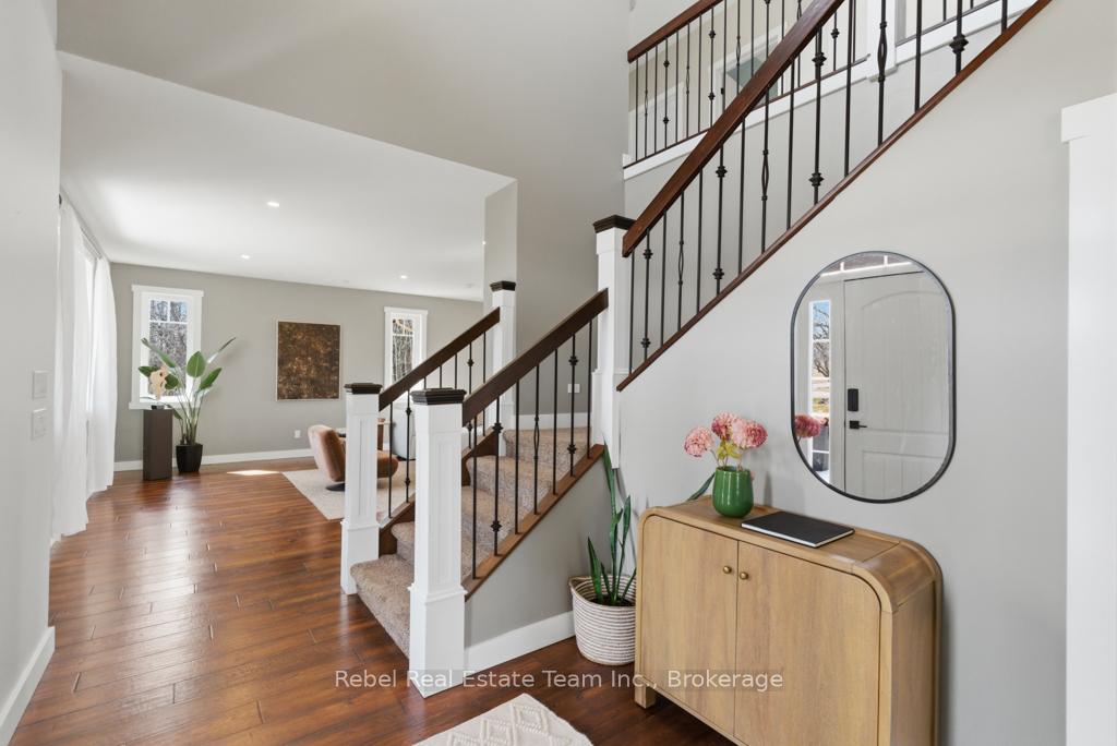 Photo 5 of 190 Lakeshore Road, Brighton, Rural Brighton — HOMEH