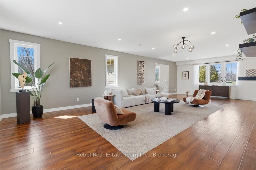 Photo 6 of 190 Lakeshore Road, Brighton, Rural Brighton — HOMEH